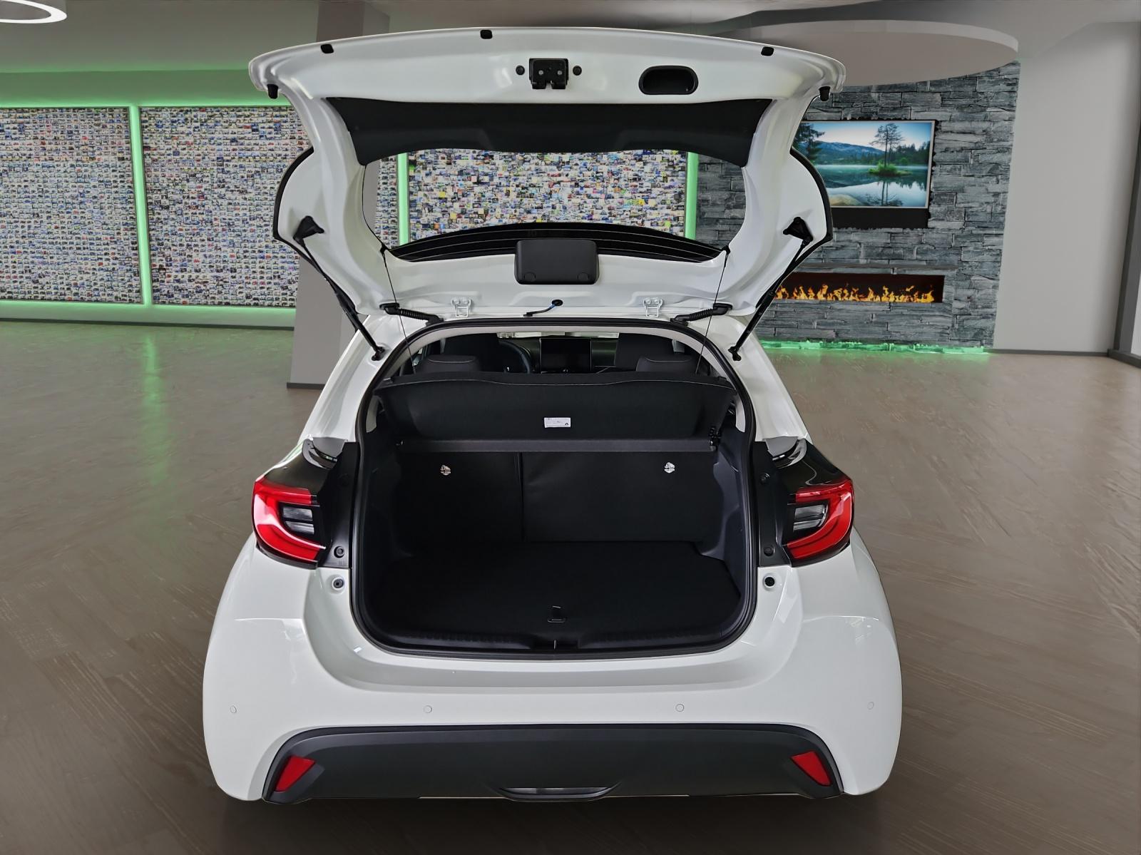 TOYOTA Yaris 1.5 VVT-i HSD Trend-image-18