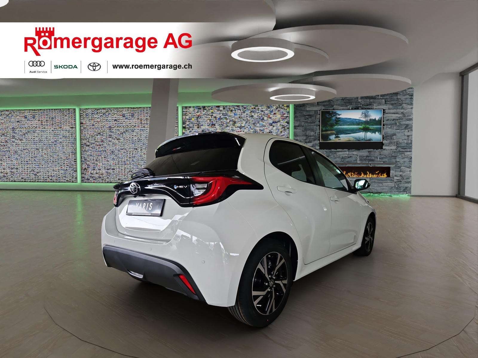 TOYOTA Yaris 1.5 VVT-i HSD Trend-image-3