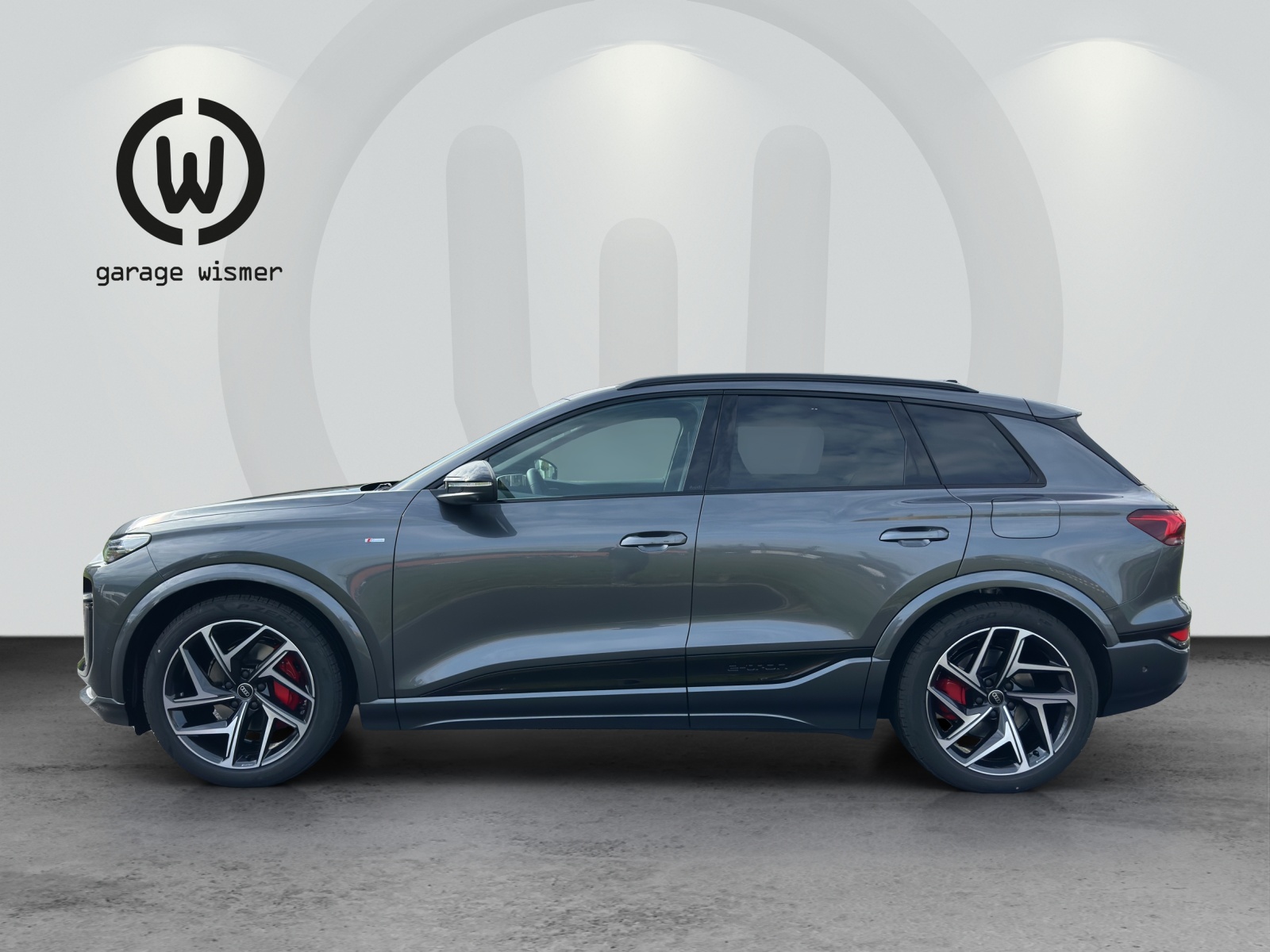 AUDI Q6 e-tron quattro-image-1