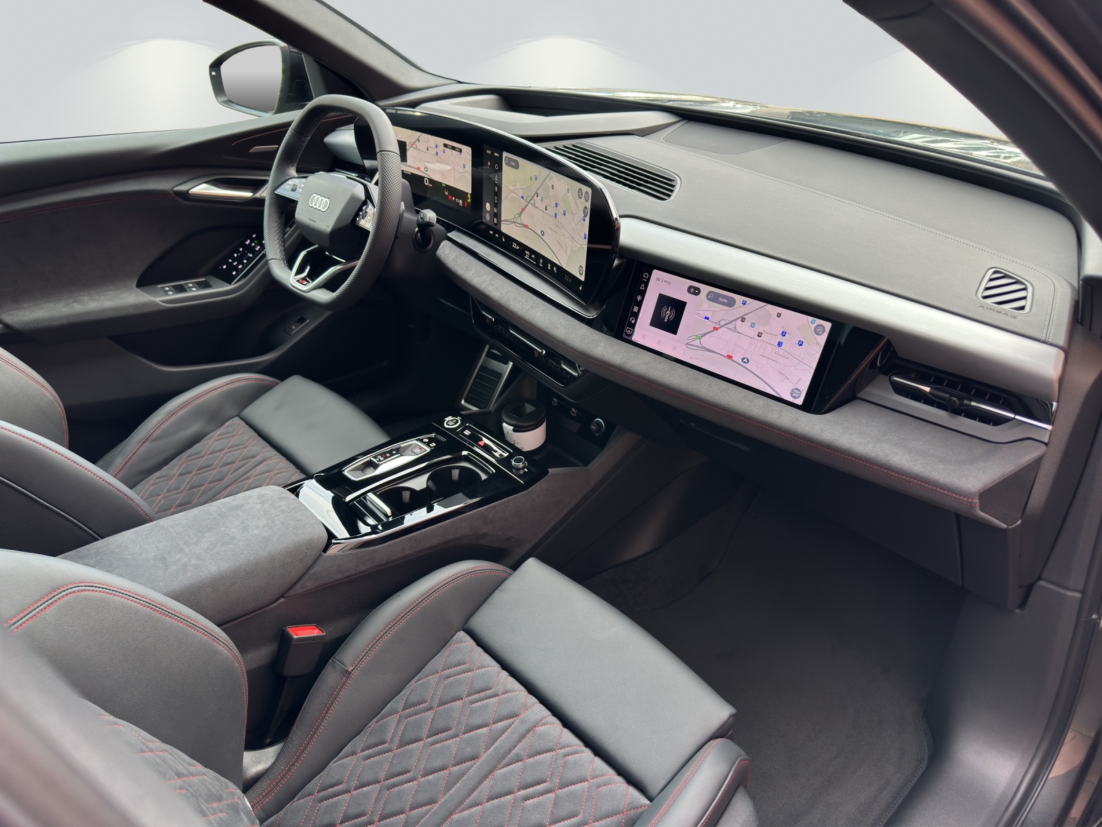 AUDI Q6 e-tron quattro-image-7