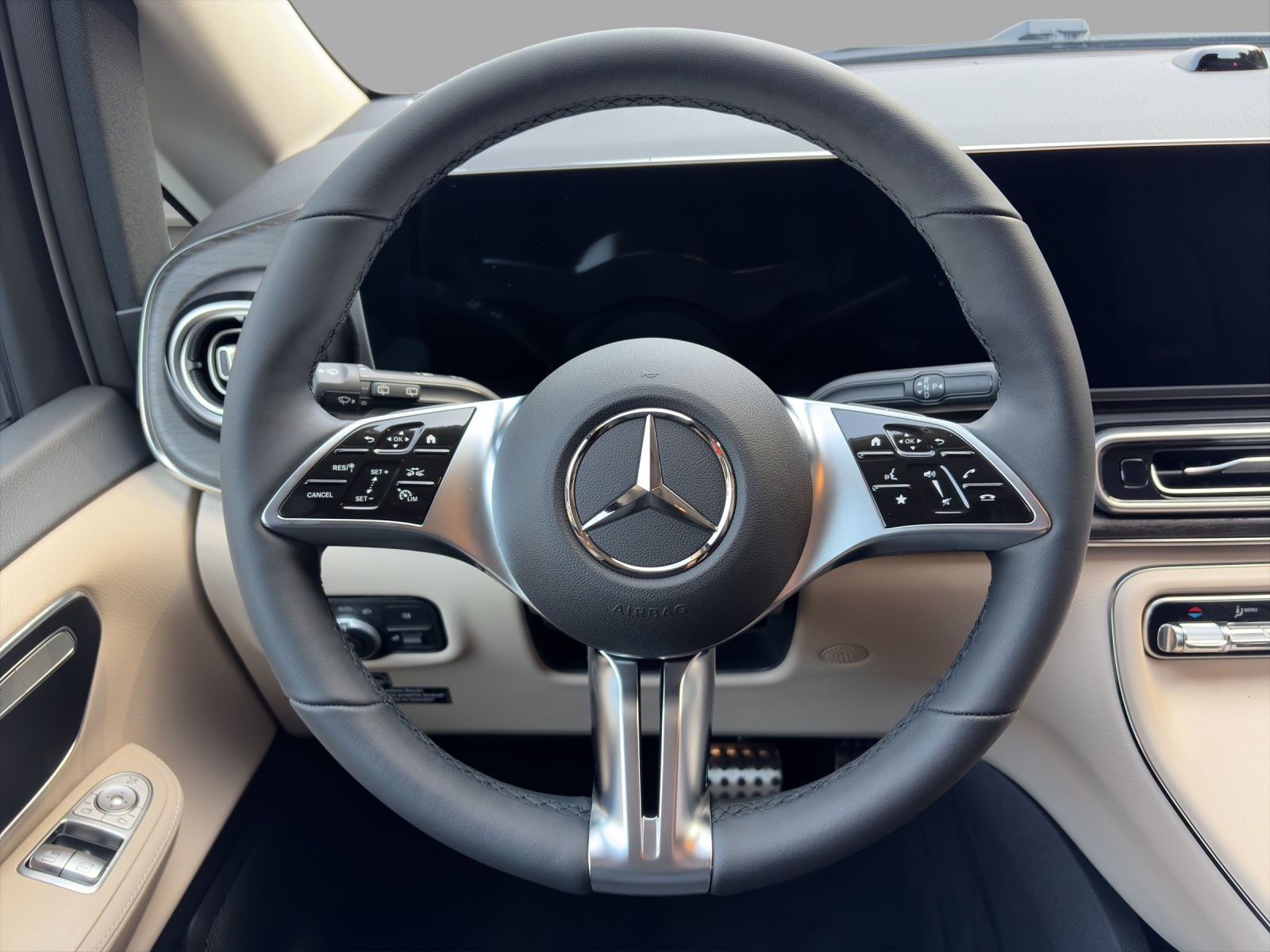MERCEDES-BENZ Marco Polo 300 d 4M Automat-image-10