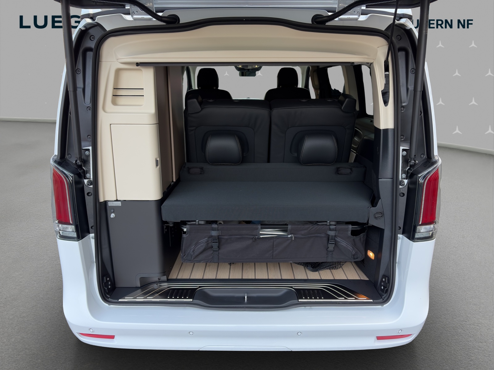 MERCEDES-BENZ Marco Polo 300 d 4M Automat-image-9