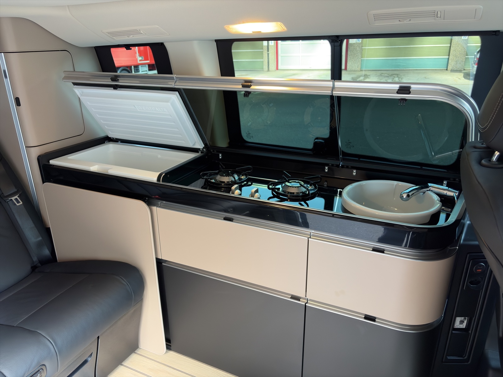 MERCEDES-BENZ Marco Polo 300 d 4M Automat-image-7