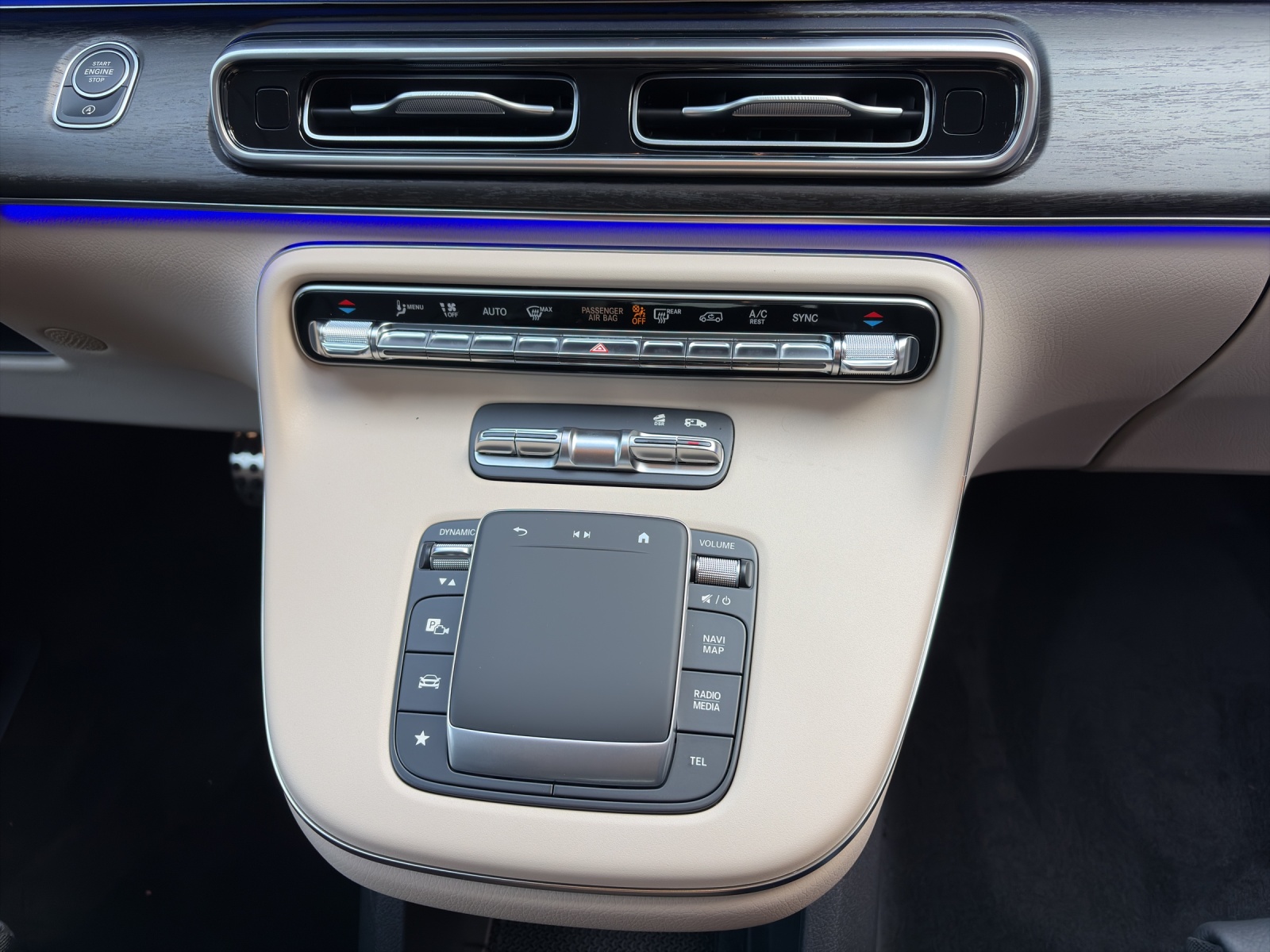 MERCEDES-BENZ Marco Polo 300 d 4M Automat-image-12