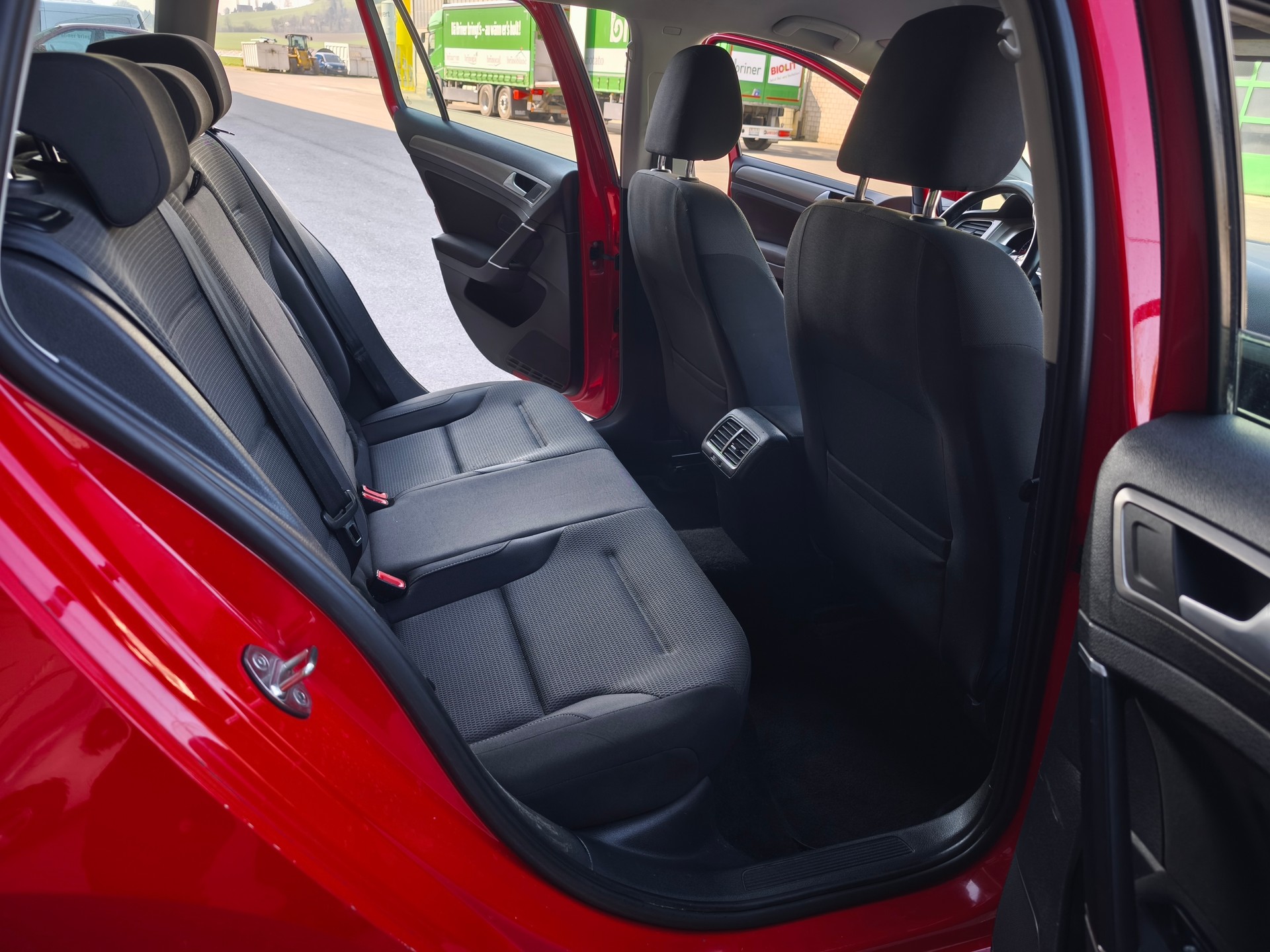 VW Golf Variant 1.6 TDI BlueMotion Comfortline-image-7