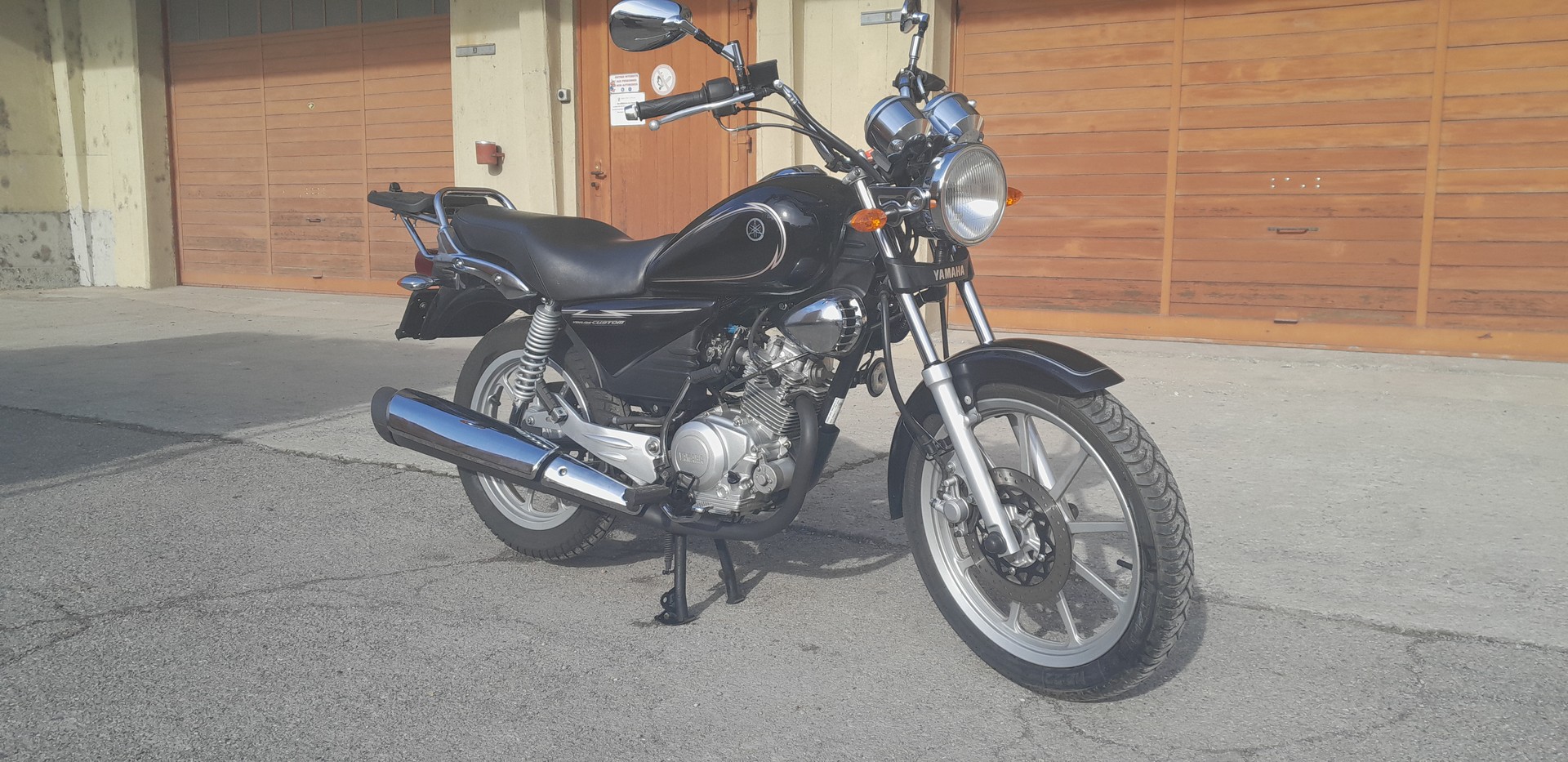 YAMAHA YBR 125 Custom-image-6