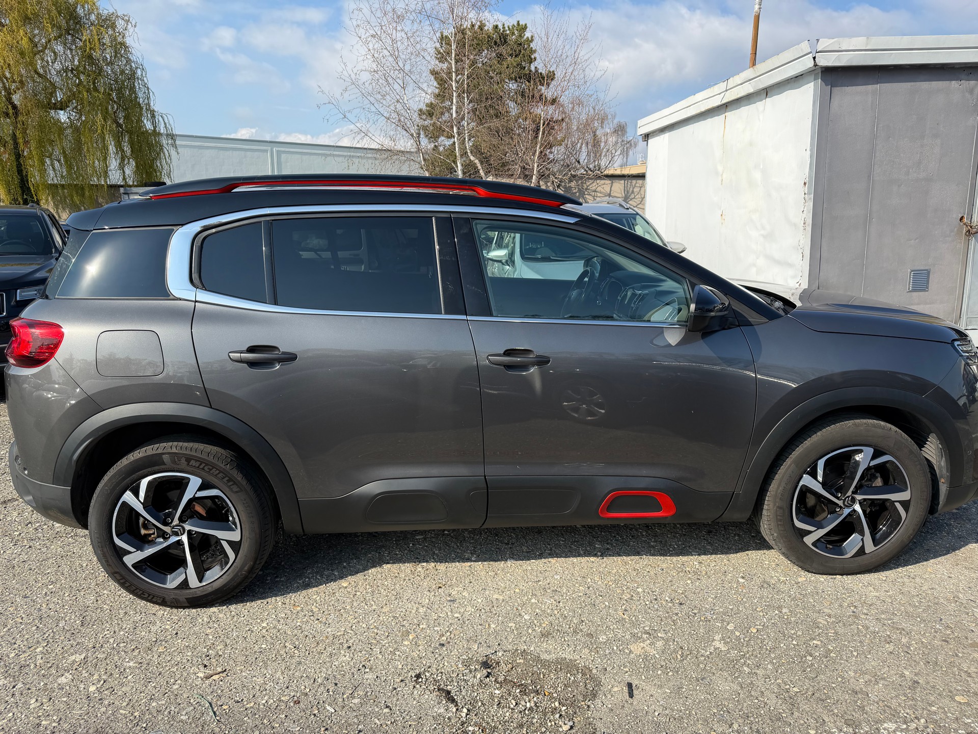 CITROEN C5 Aircross 2.0 BlueHD Shine EAT8-image-4