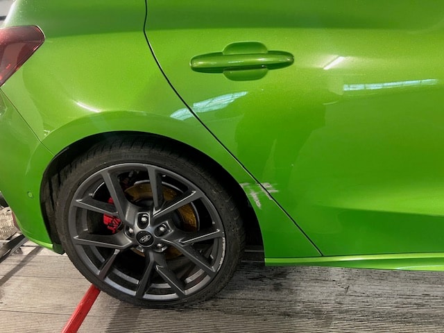 FORD FOCUS-image-1