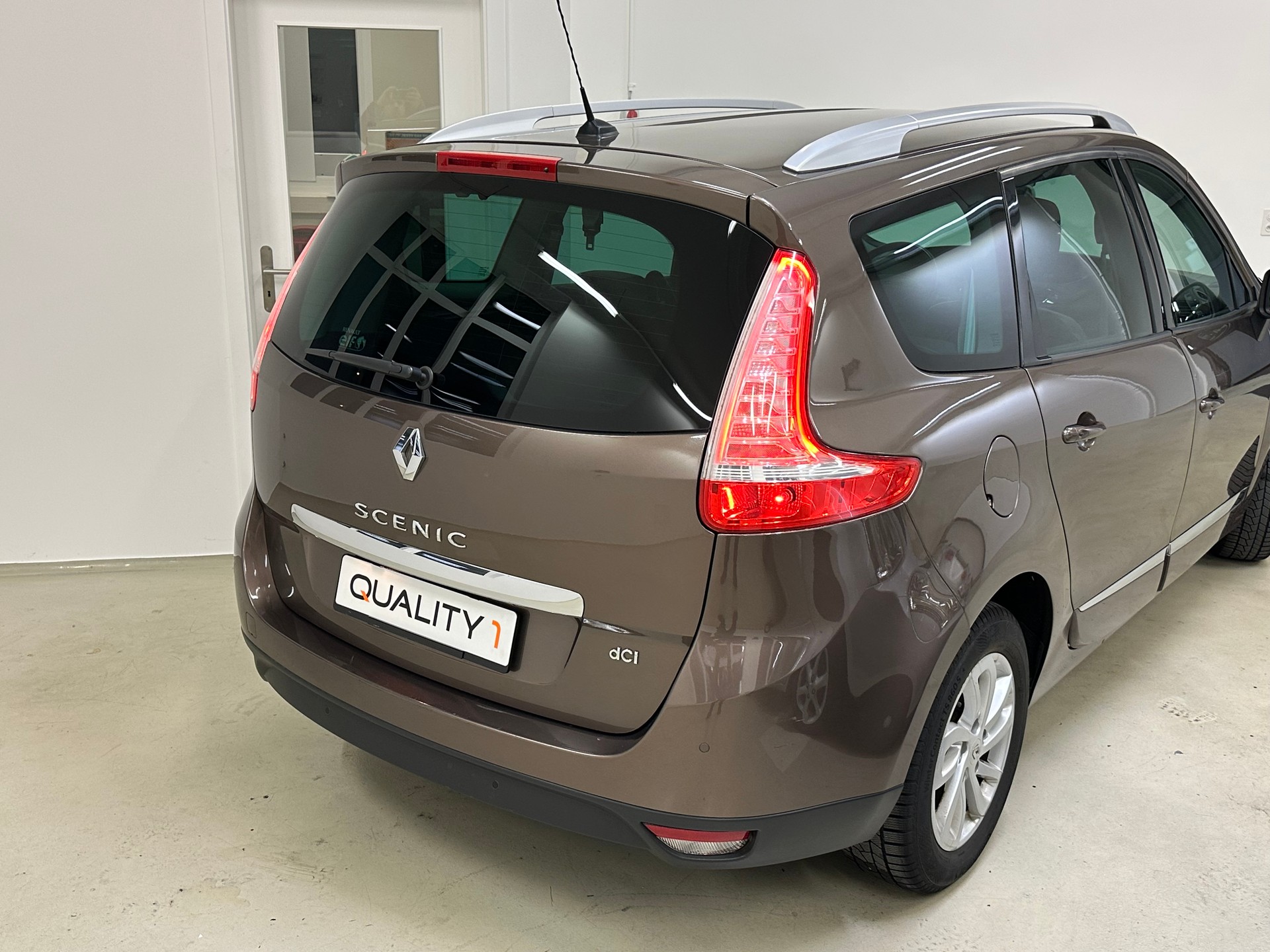 RENAULT Grand Scénic 1.5 dCi Bose EDC-image-5