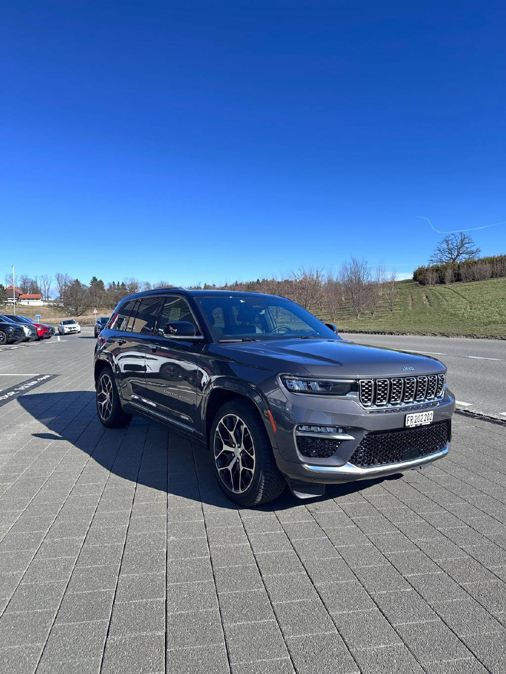 JEEP Grand Cherokee 2.0 Turbo Summit Reserve 4xe-image-3
