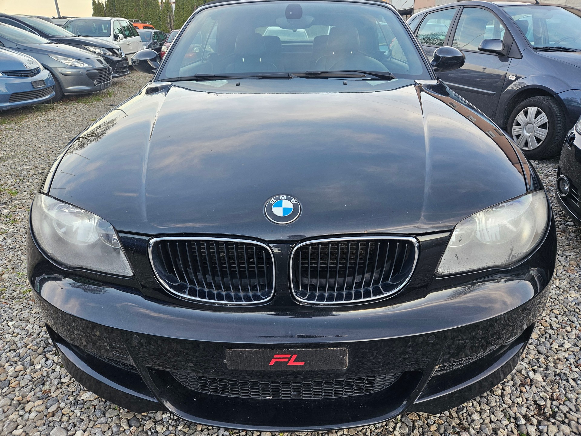 BMW 118i Cabrio-image-1
