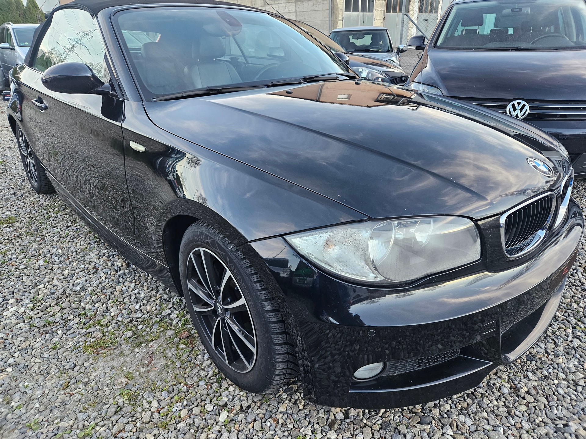BMW 118i Cabrio-image-0