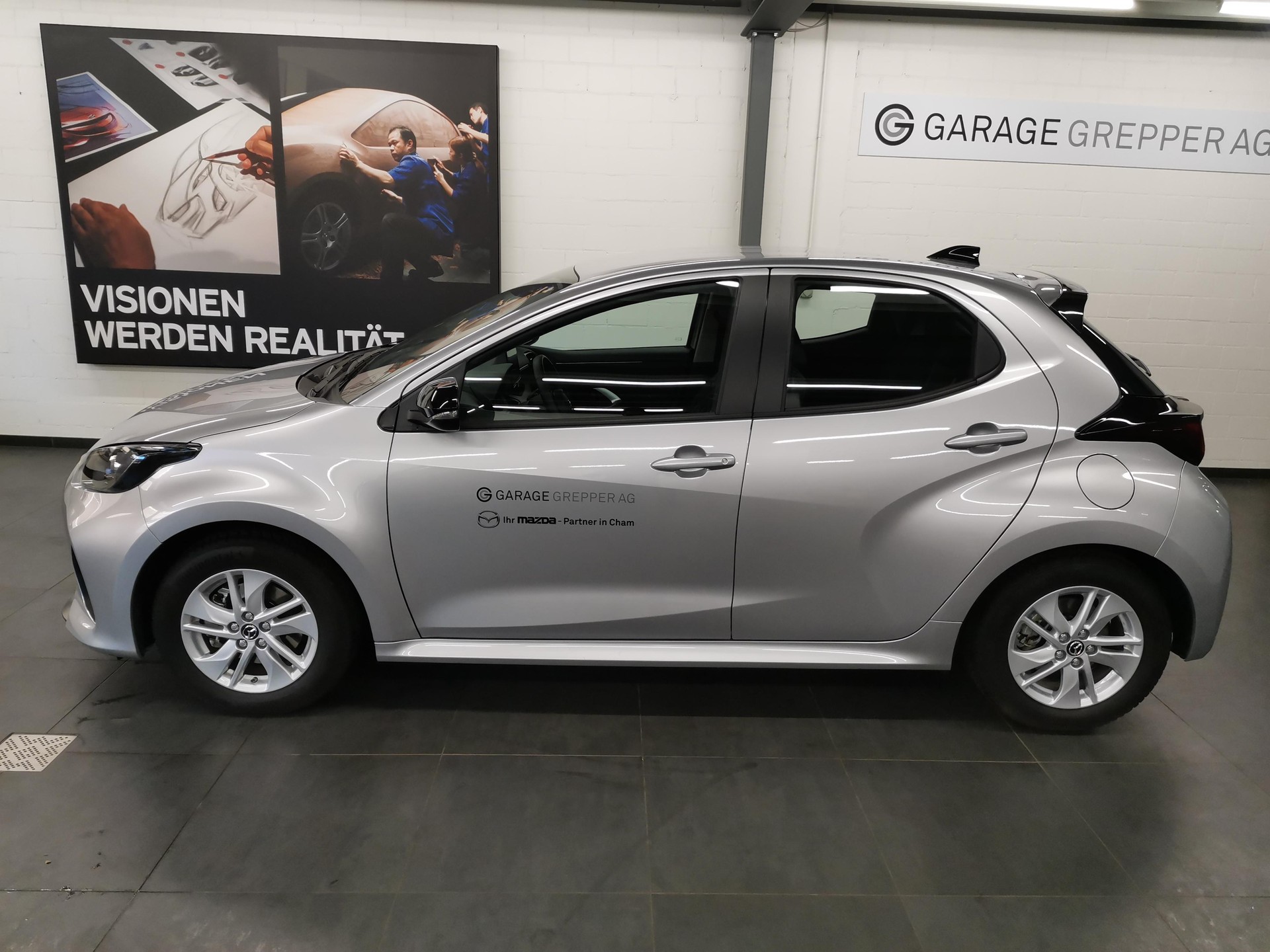 MAZDA 2 1.5 Hybrid Centre-Line-image-2