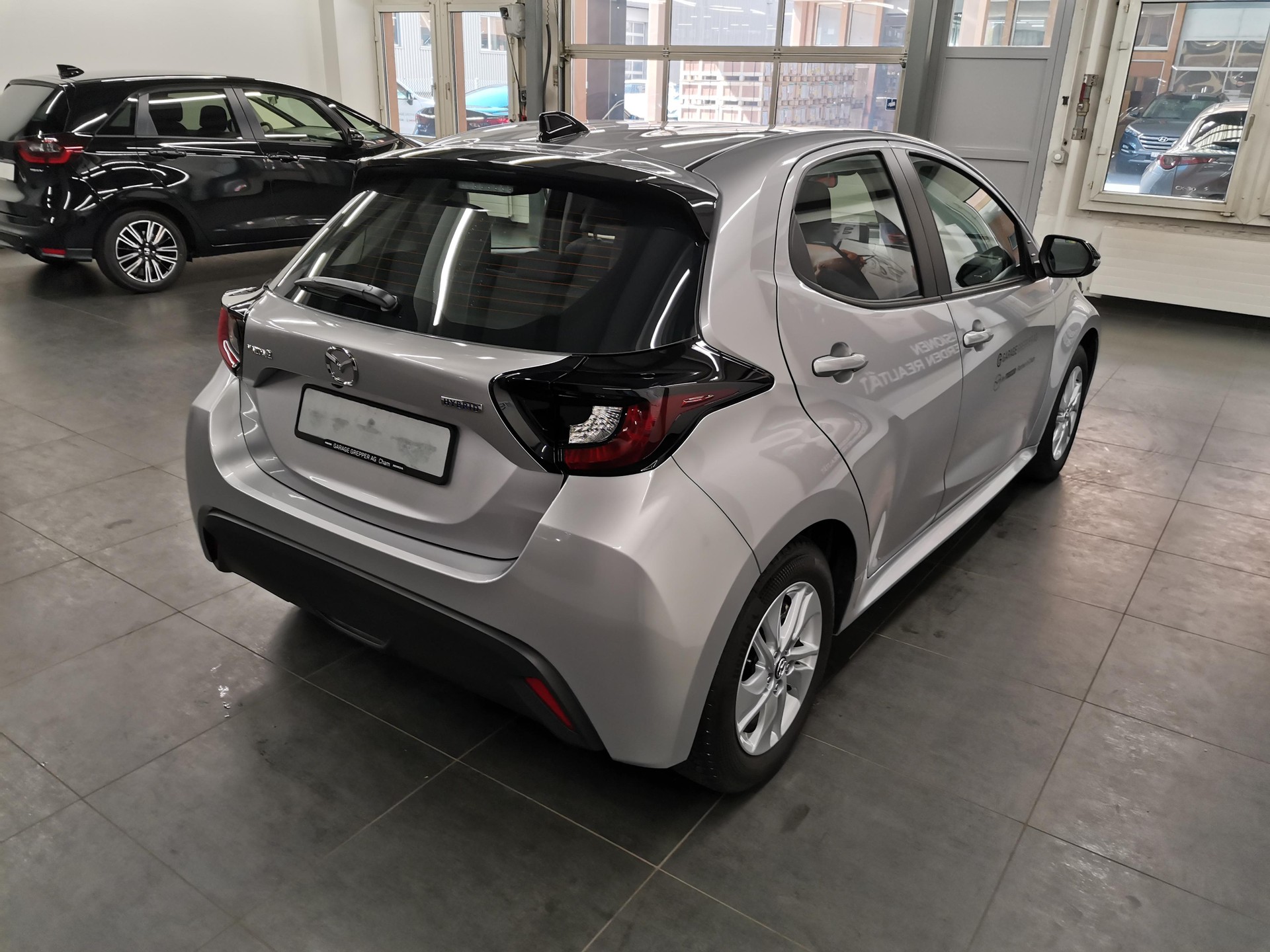 MAZDA 2 1.5 Hybrid Centre-Line-image-4