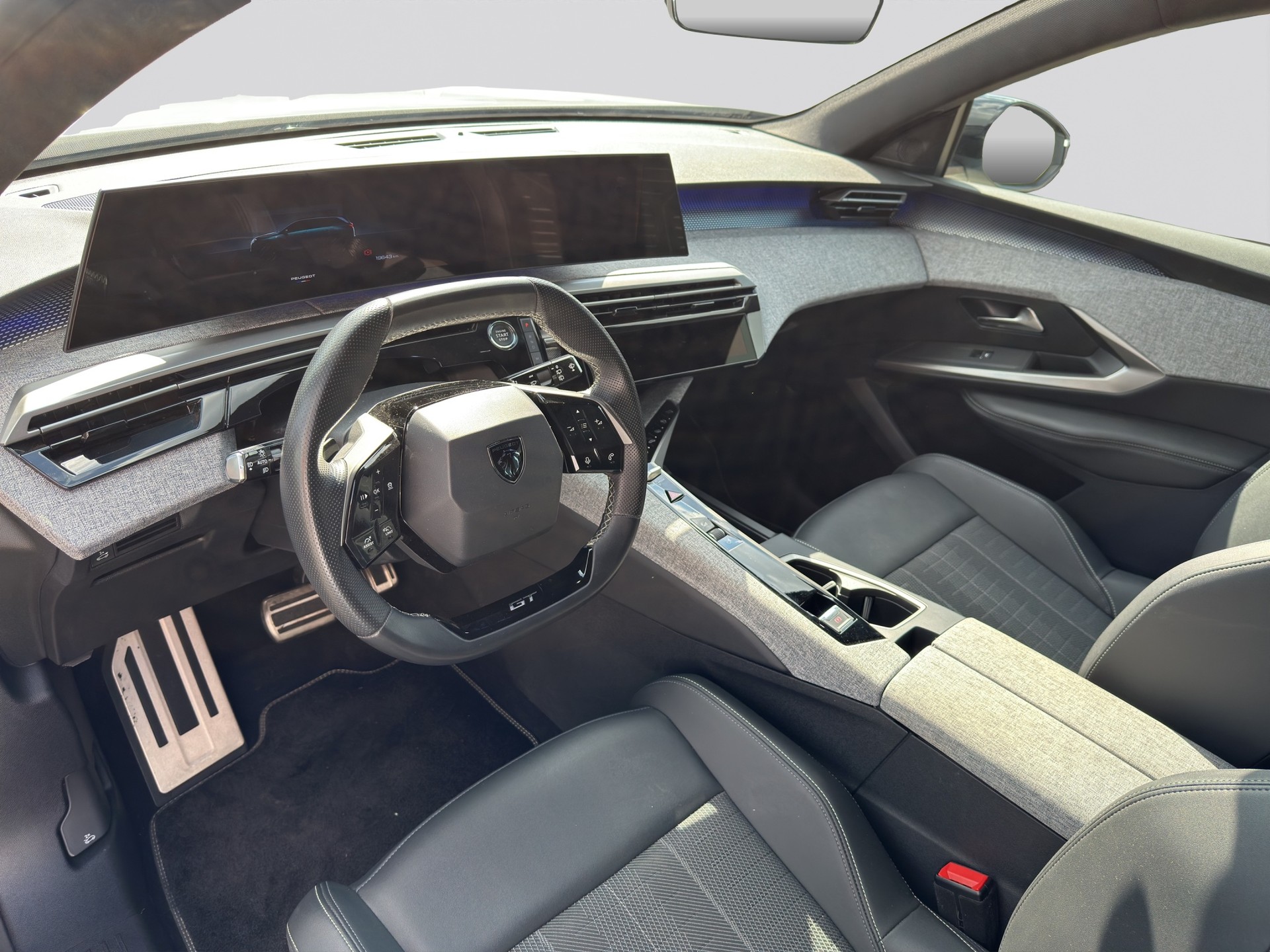 PEUGEOT 5008 136 Hybrid e-DCS6 7Pl. GT-image-6