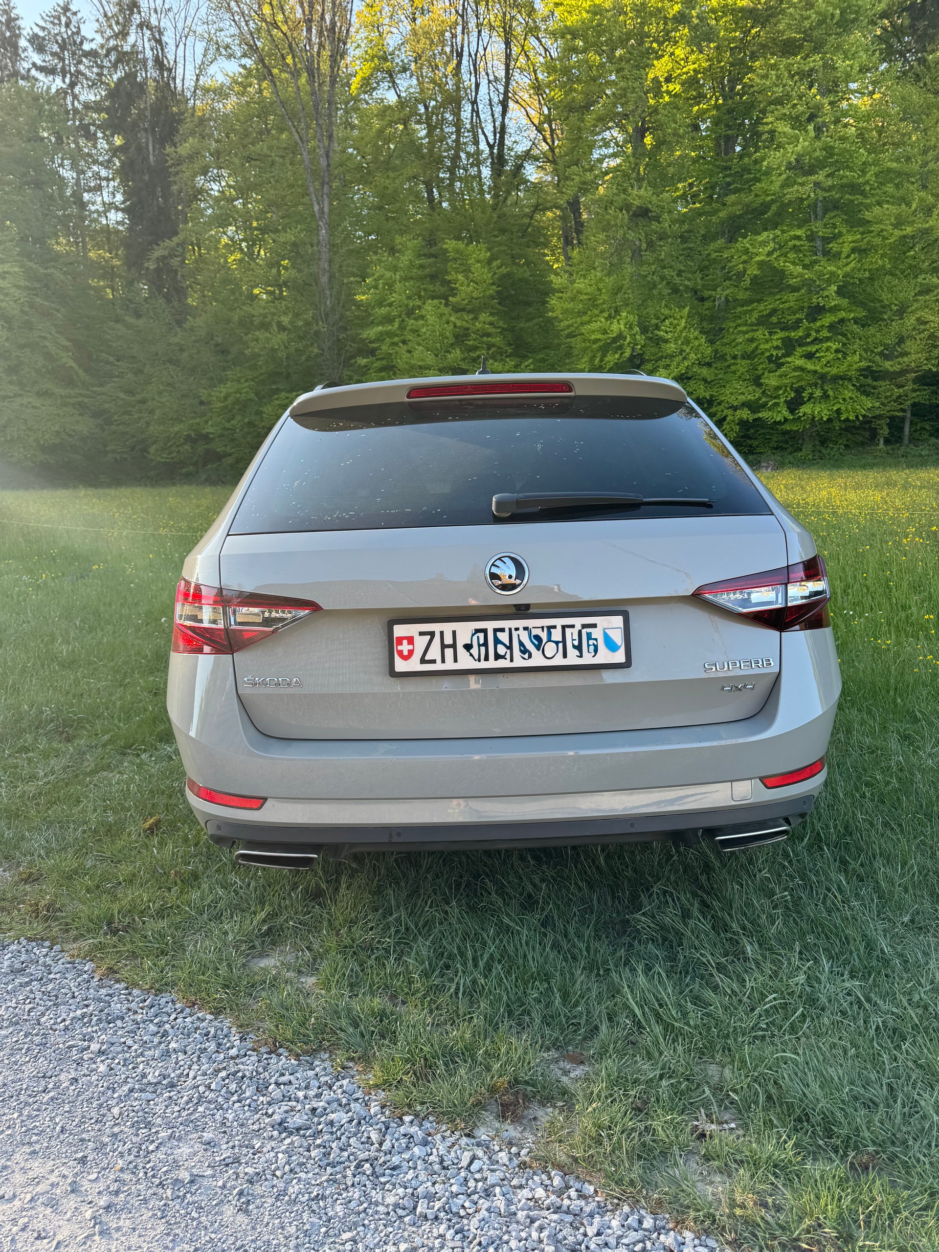 SKODA Superb Combi 2.0 TSI SportLine+ DSG 4x4-image-3