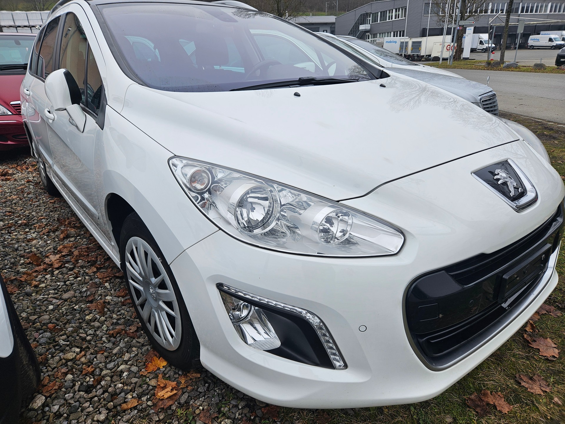 PEUGEOT 308 SW 1.6 16V Turbo Allure Automatic-image-0