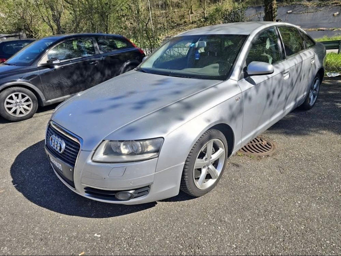 AUDI A6 Limousine 2.4 V6