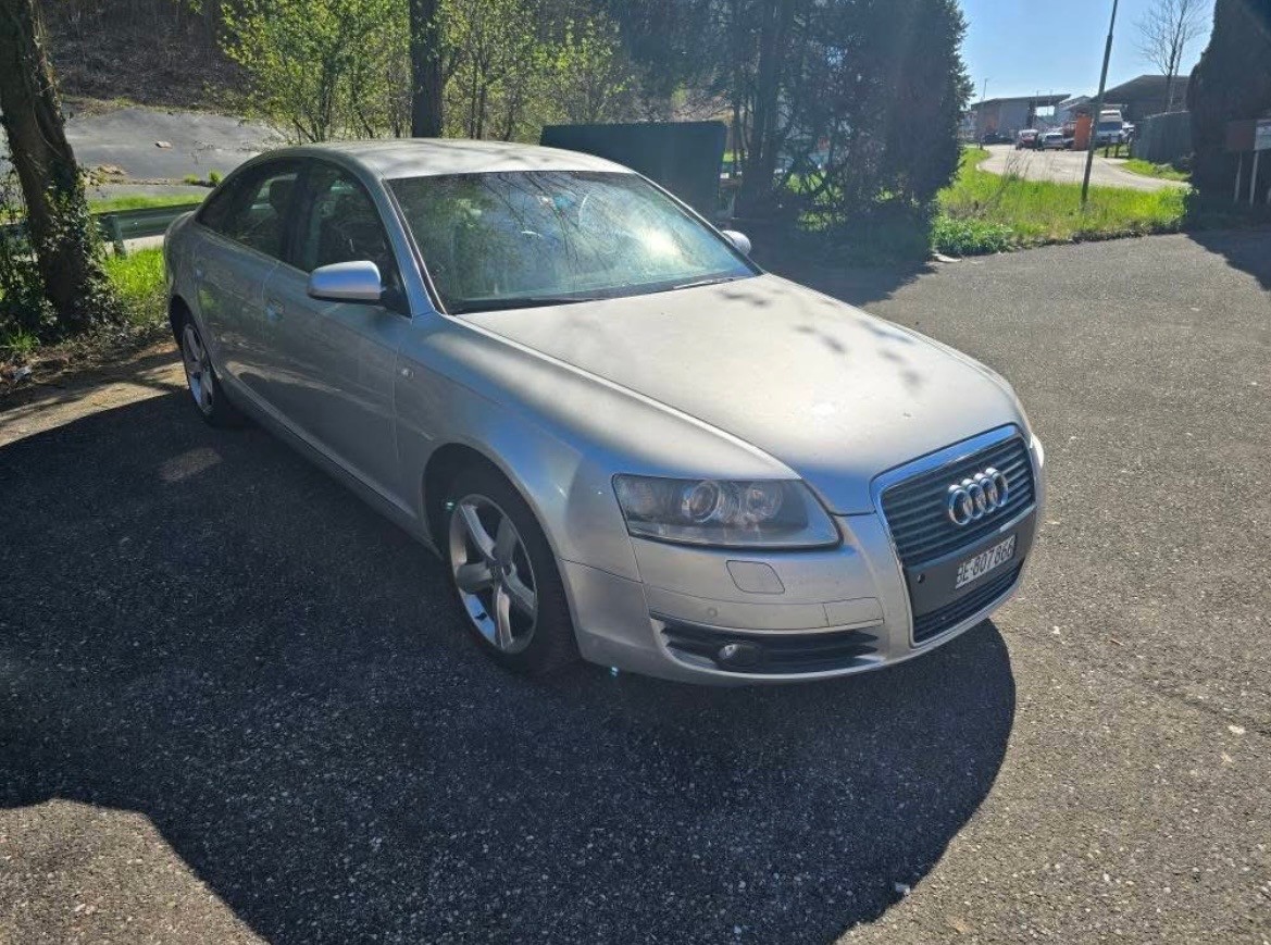 AUDI A6 Limousine 2.4 V6-image-1