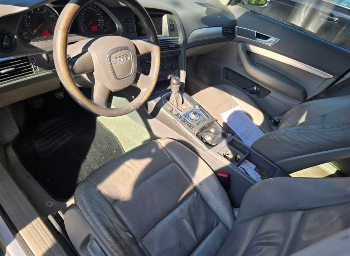 AUDI A6 Limousine 2.4 V6-image-3