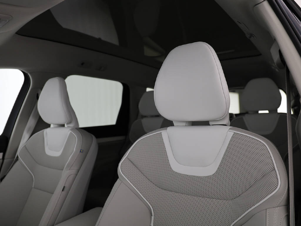 VOLVO EX90 Twin Plus AWD / 800V-image-27