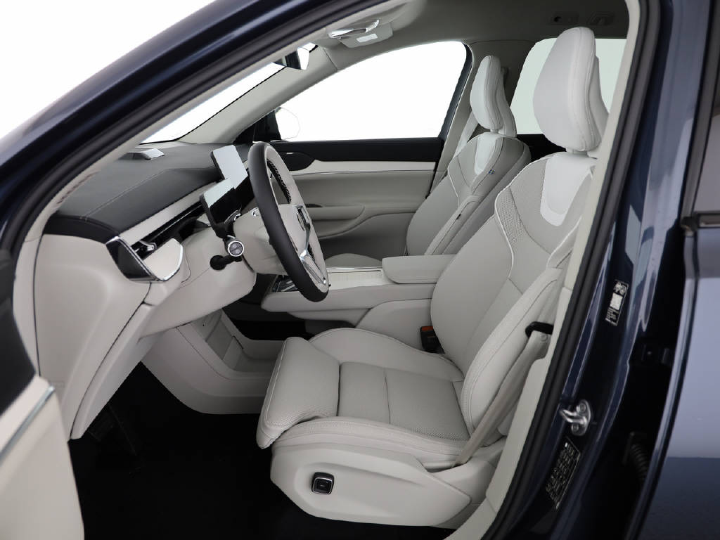 VOLVO EX90 Twin Plus AWD / 800V-image-28