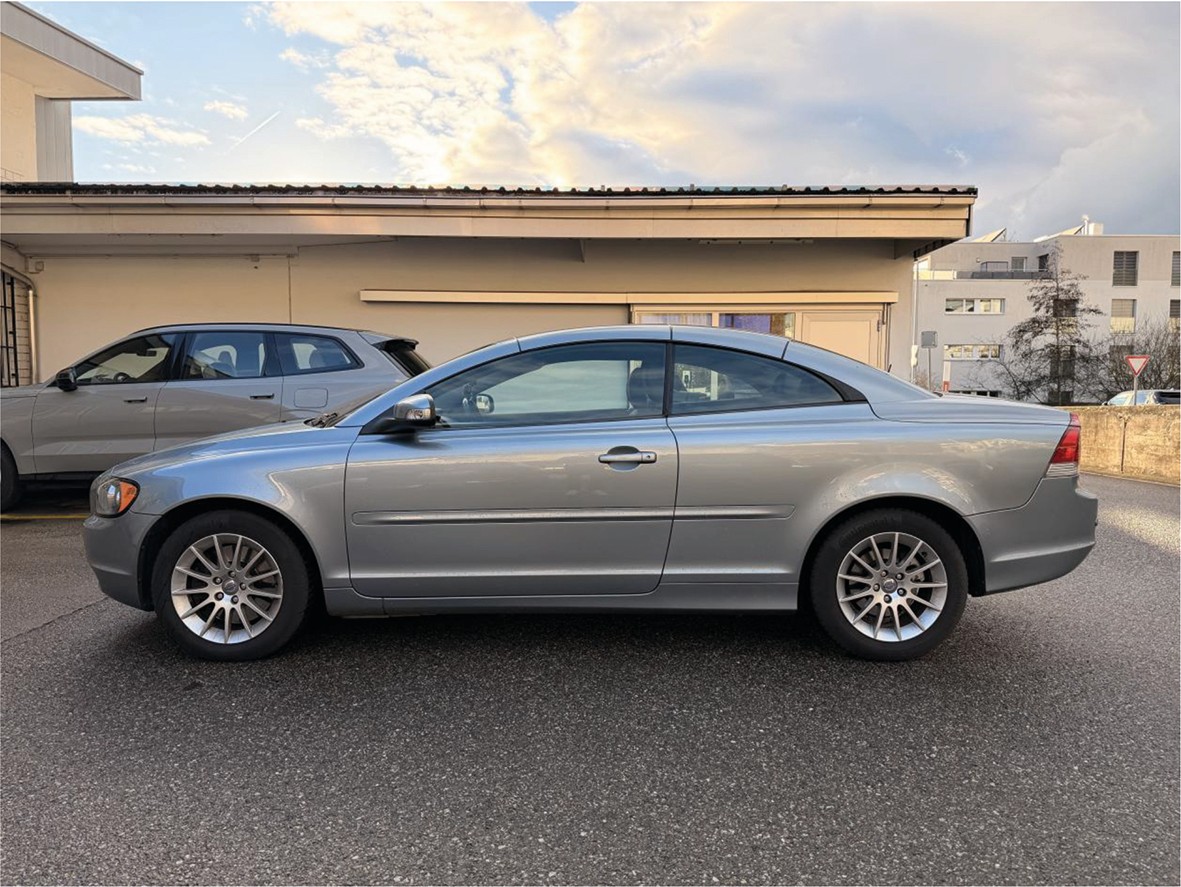 VOLVO C70 Cabriolet 2.4i 20V 170 Momentum