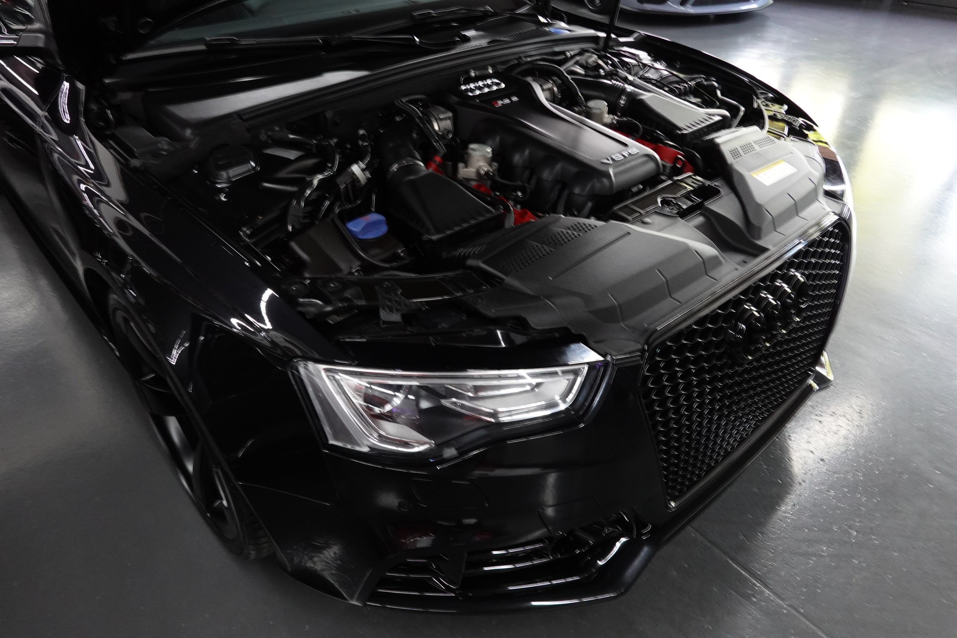 AUDI RS5 COUPE 4.2 FSI QUATTRO S-TRONIC BLACK V8-image-4