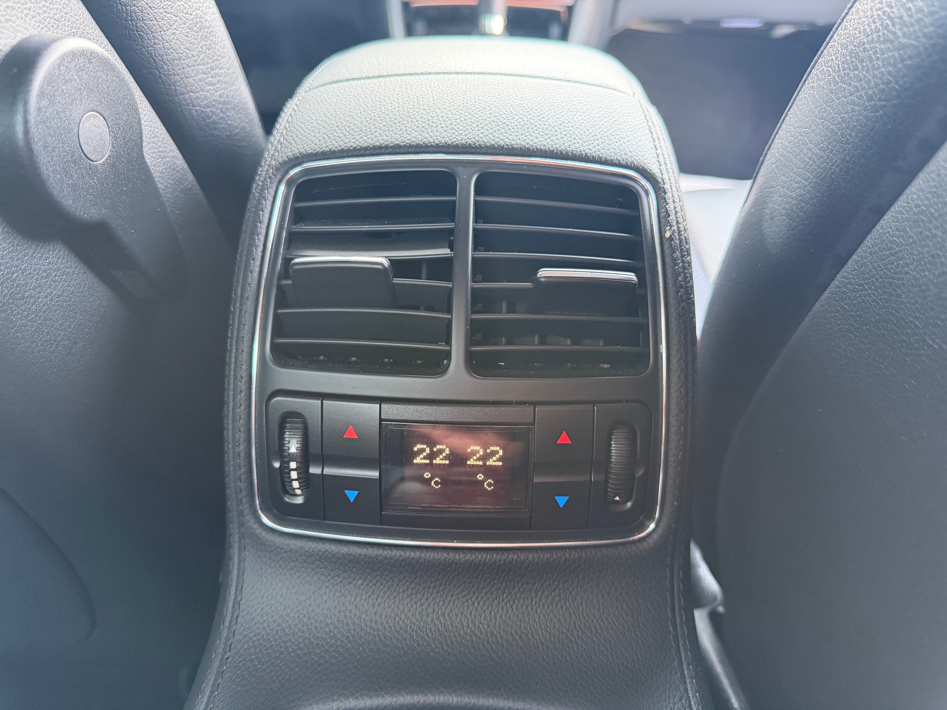 MERCEDES-BENZ CLS 350 7G-Tronic-image-12