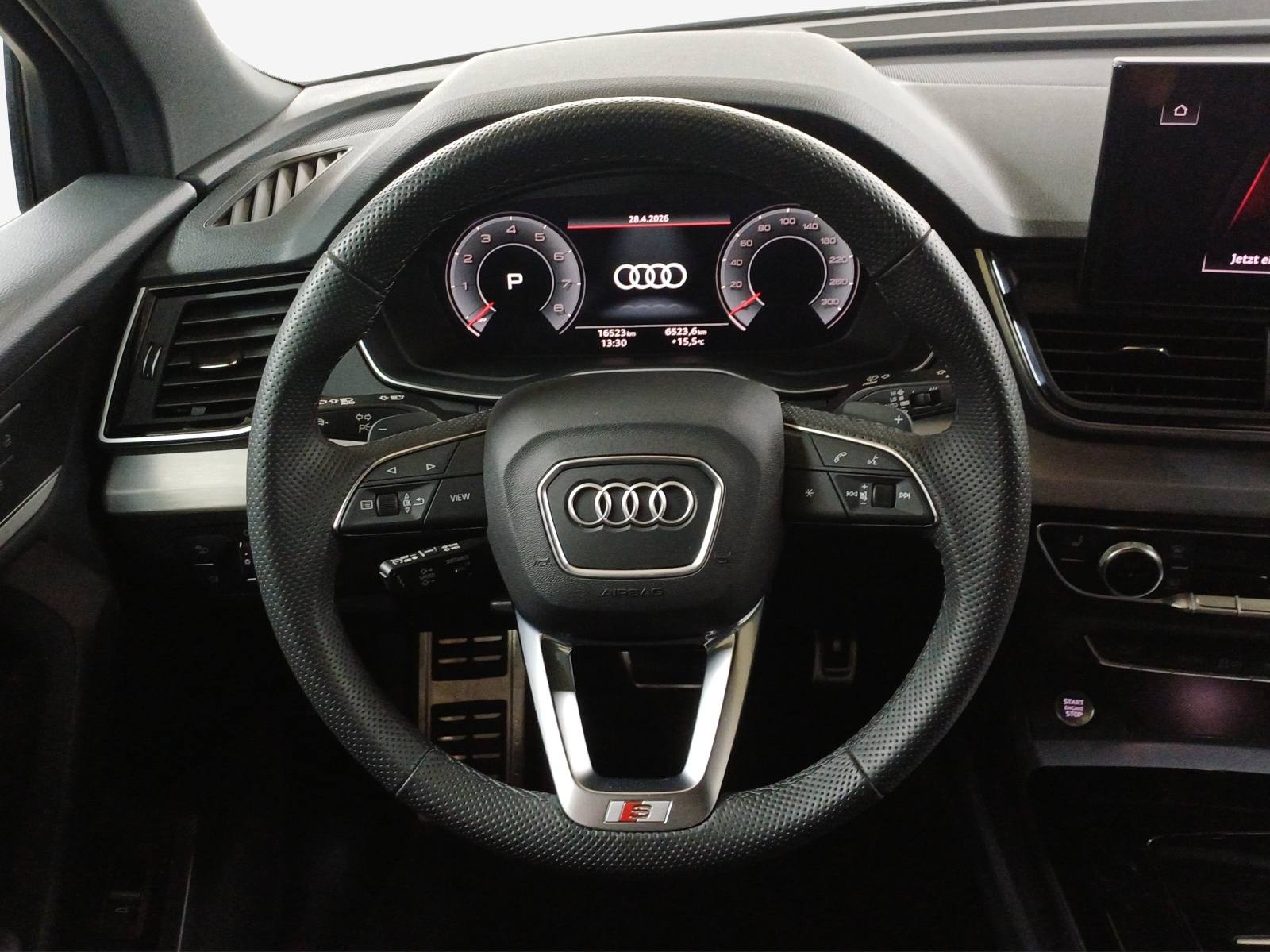 AUDI Q5 Sportback 40 TFSI S line quattro S-tronic-image-9