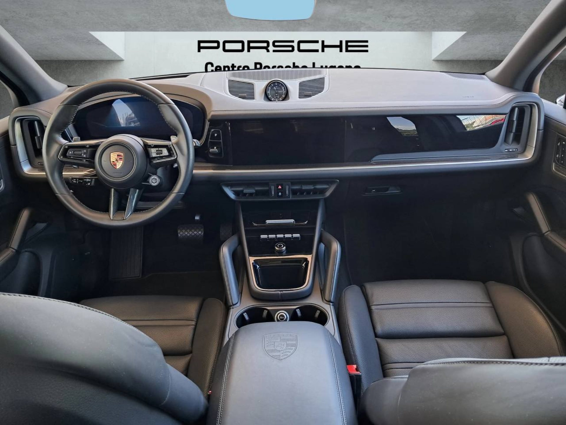 PORSCHE Cayenne E-Hybrid-image-15