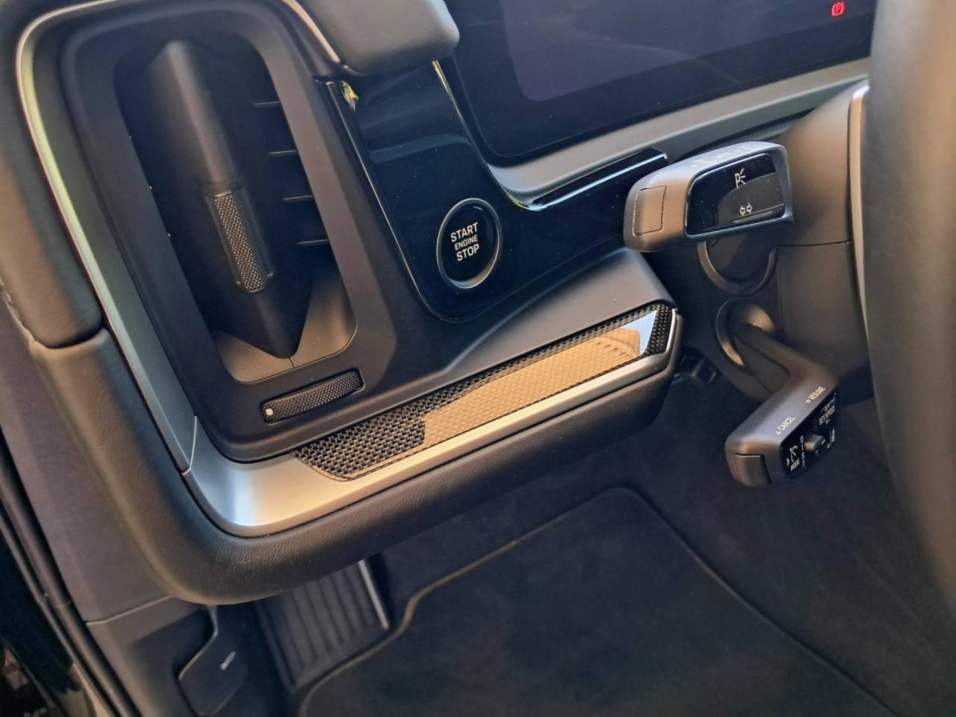 PORSCHE Cayenne E-Hybrid-image-29