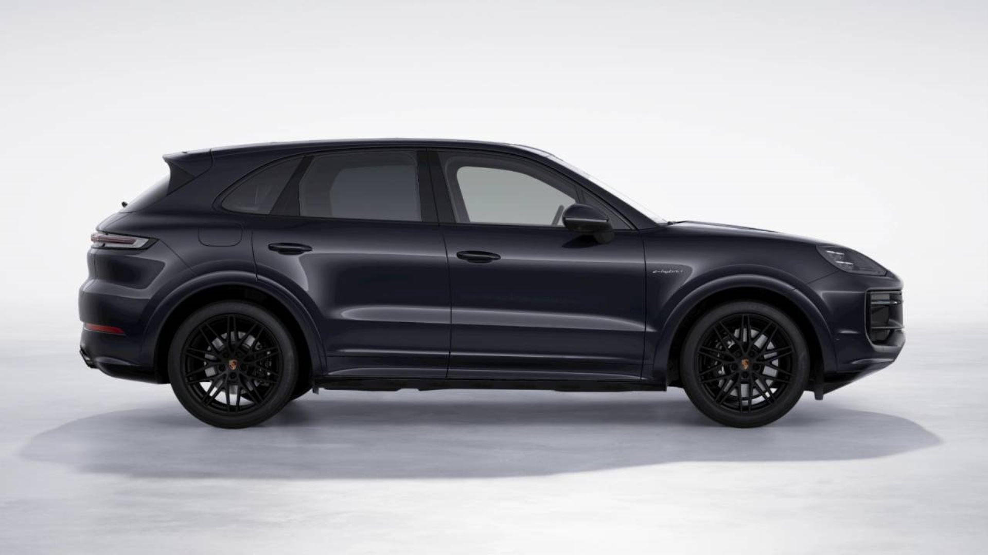 PORSCHE Cayenne E-Hybrid-image-5