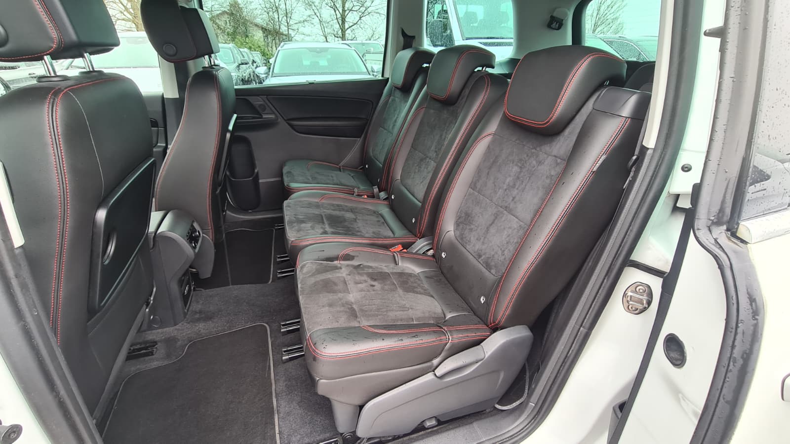 SEAT Alhambra 2.0 TDI 4Drive SWISS FR ** 7-Plätzer ** Alcantara-Leder ** Gr-Navi ** RF-Kamera ** Anh-Kupplung ** Ab MFK & Service **-image-16
