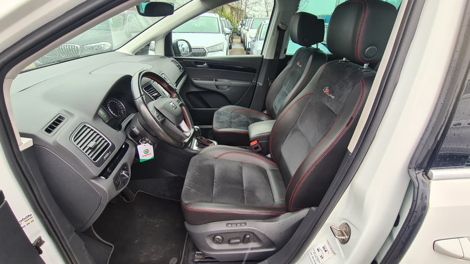 SEAT Alhambra 2.0 TDI 4Drive SWISS FR ** 7-Plätzer ** Alcantara-Leder ** Gr-Navi ** RF-Kamera ** Anh-Kupplung ** Ab MFK & Service **-image-14