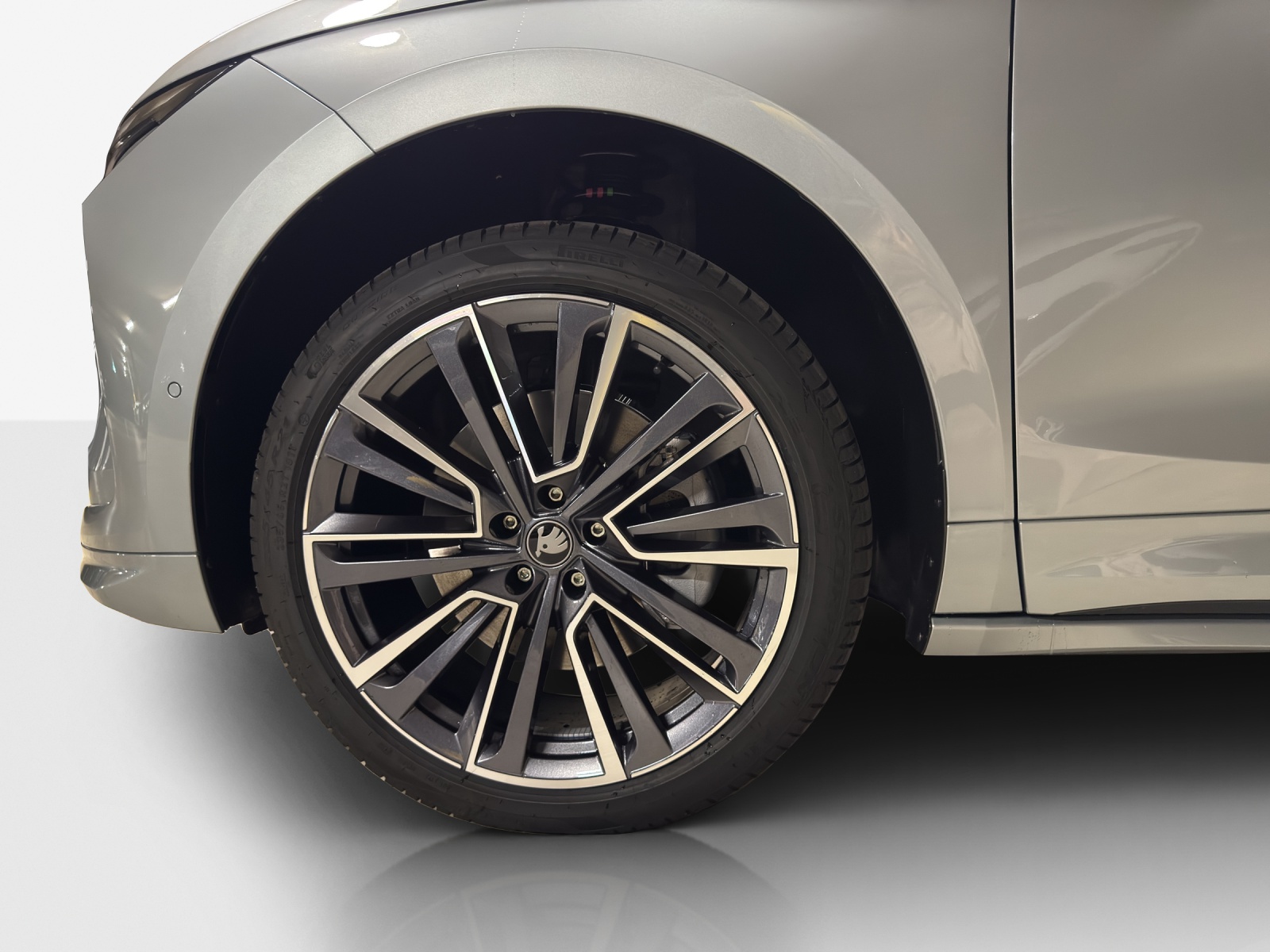 SKODA Enyaq 85x 4x4-image-13
