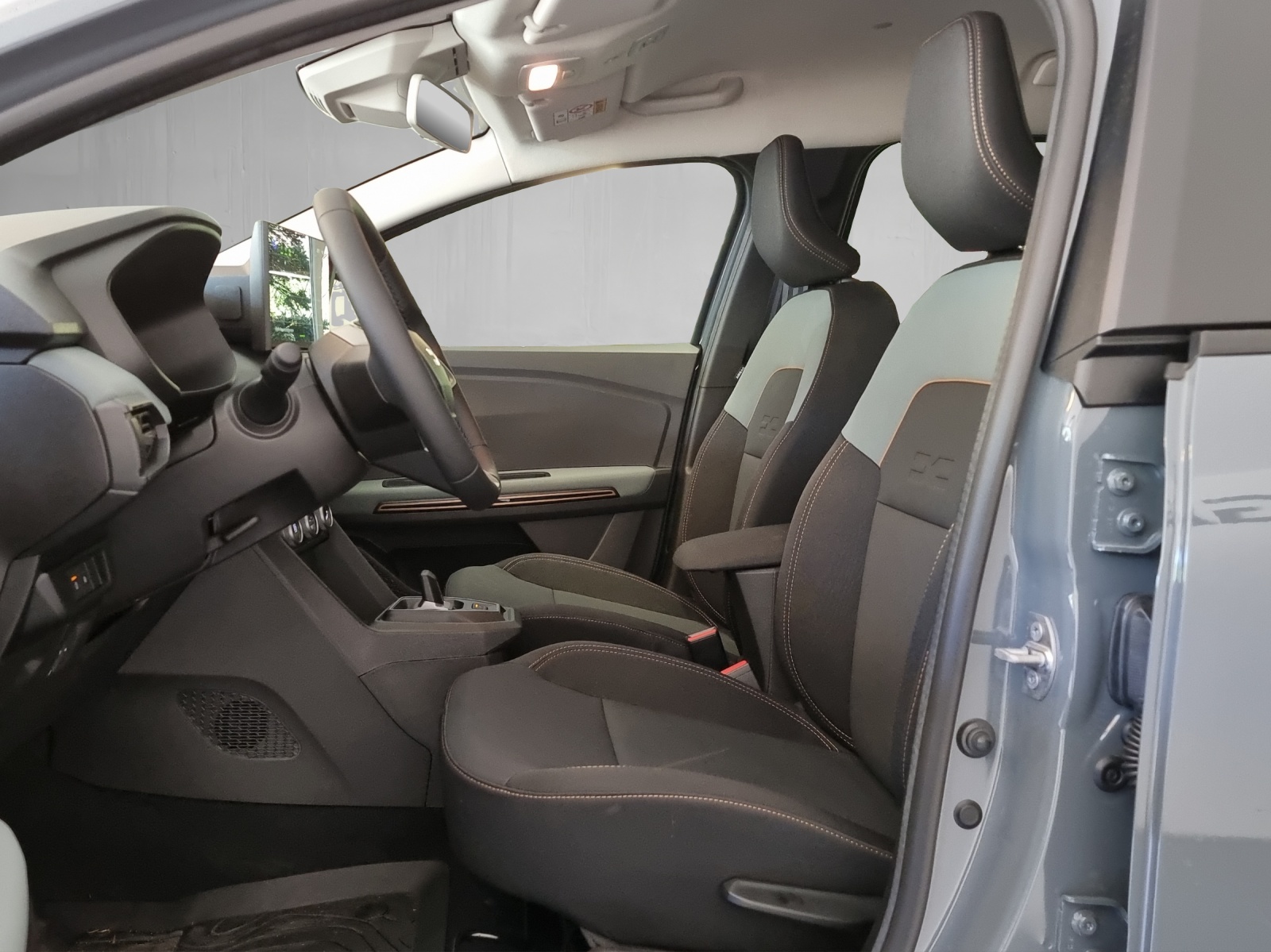 DACIA Jogger 1.8 Hybrid Extreme-image-6