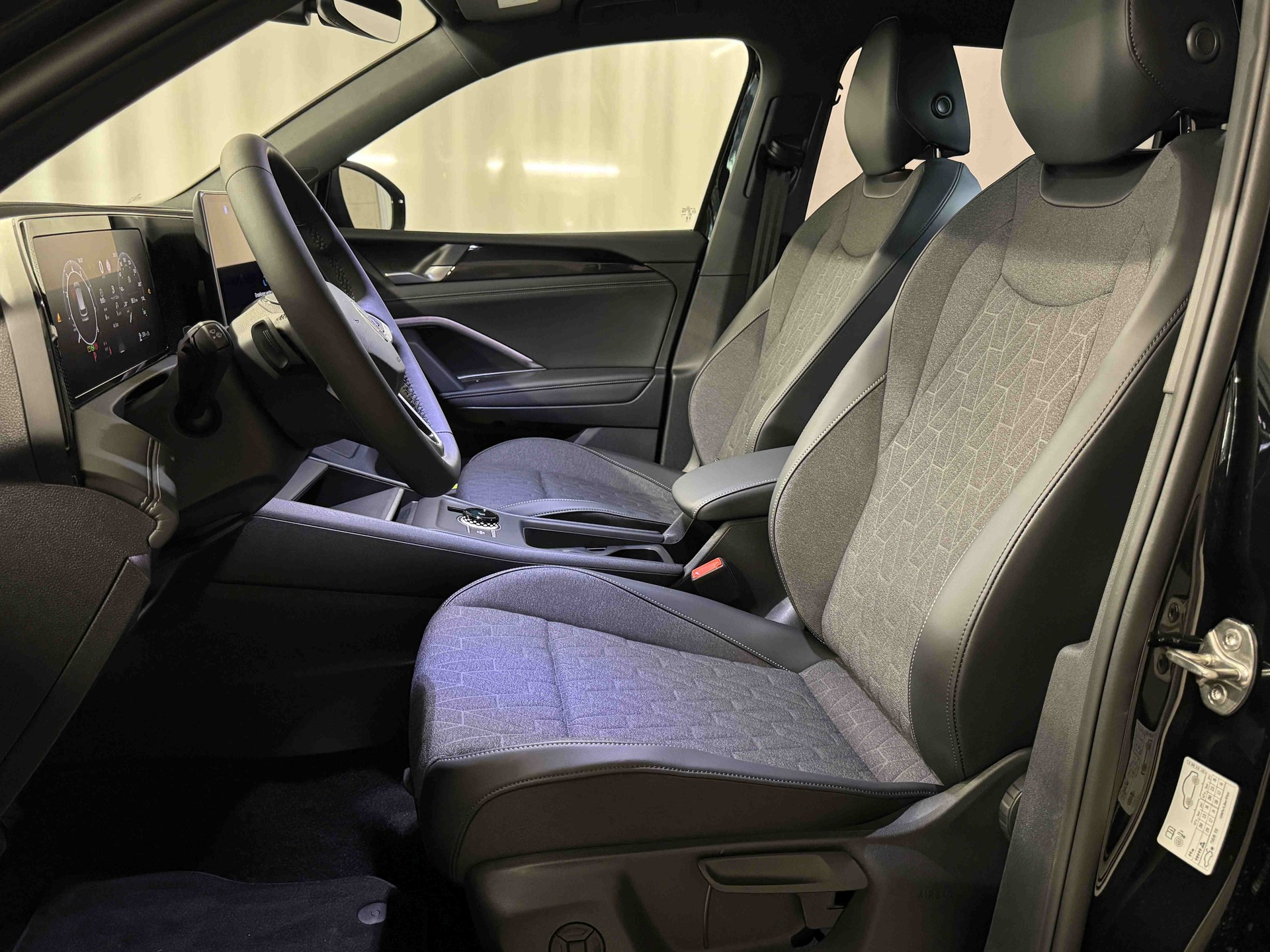 VW Tiguan 2.0 TSI DSG United 4Motion-image-6