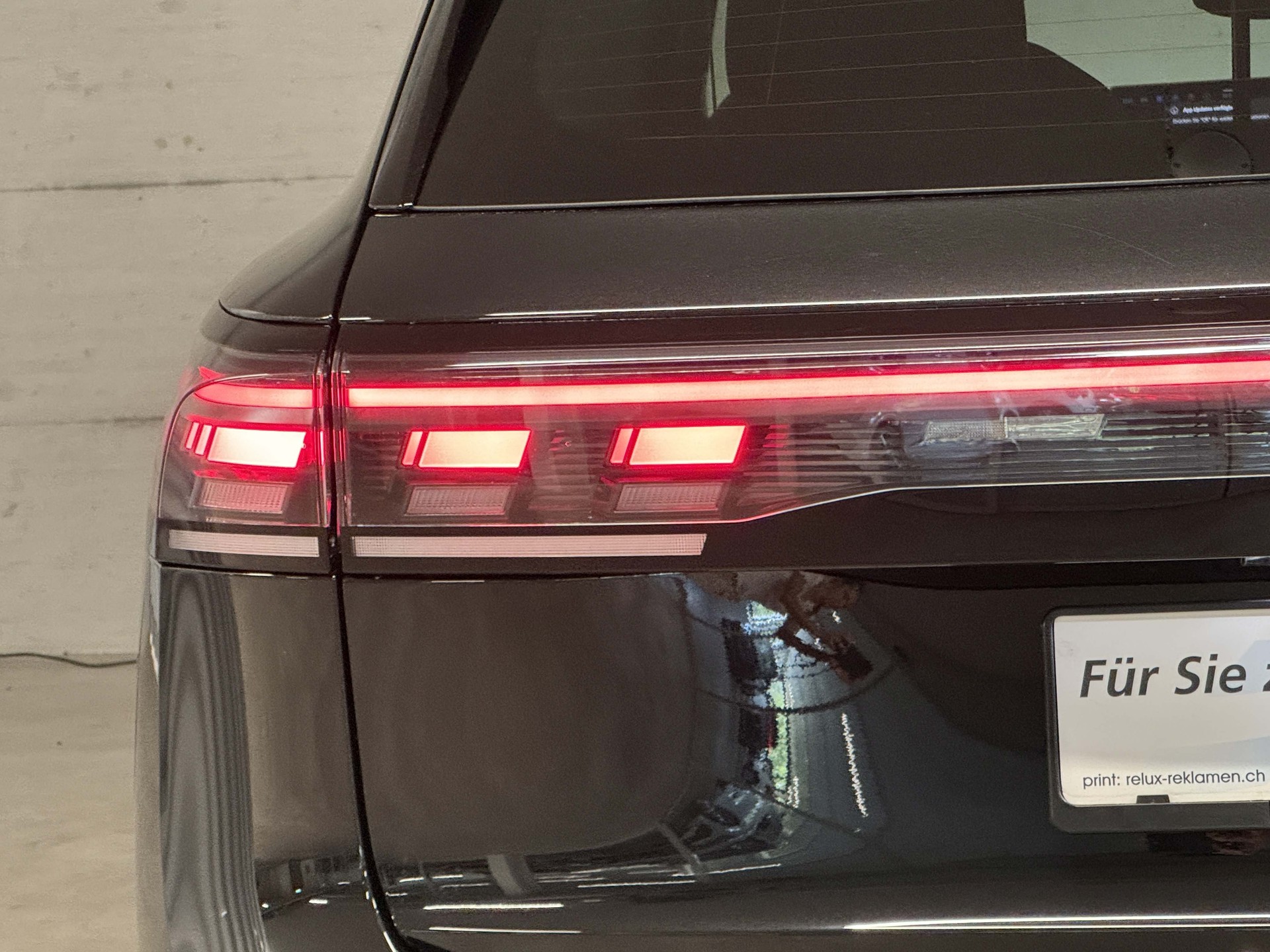 VW Tiguan 2.0 TSI DSG United 4Motion-image-5