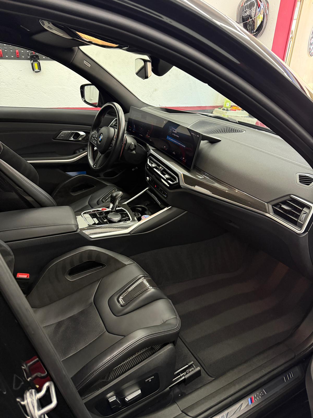 BMW M3 Competition xDrive-image-5
