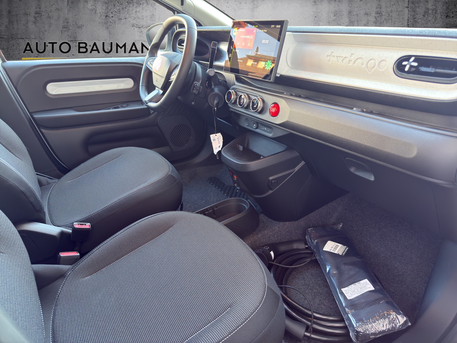 RENAULT Twingo E-Tech 27kWh Evolution-image-8