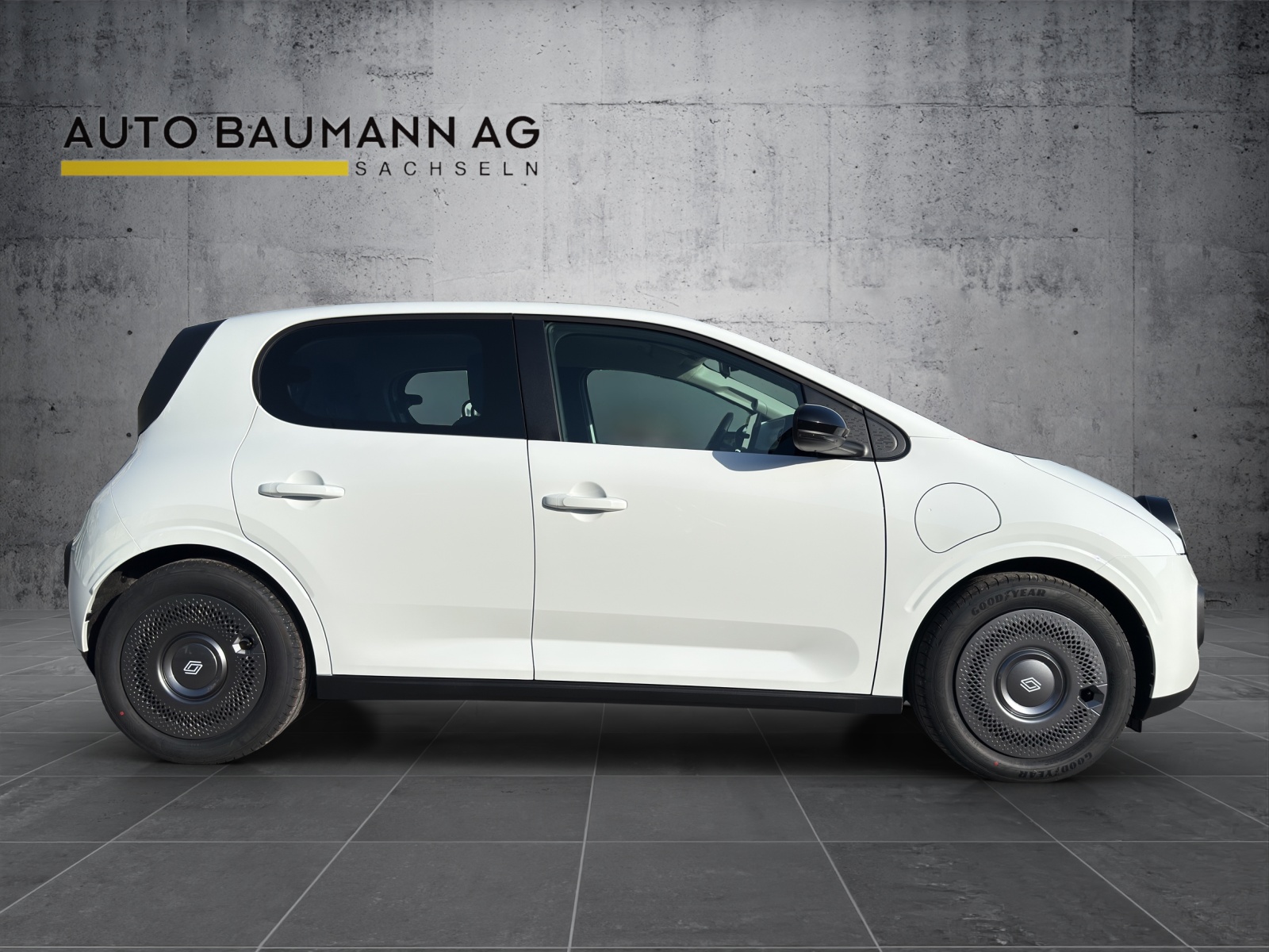RENAULT Twingo E-Tech 27kWh Evolution-image-2