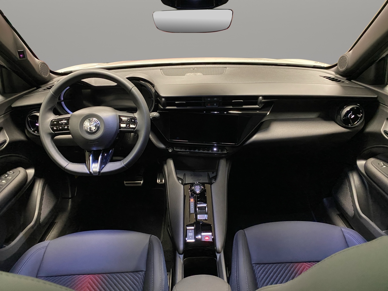 ALFA ROMEO Junior 1.2 TI Q4 Tech Sky MY26-image-11