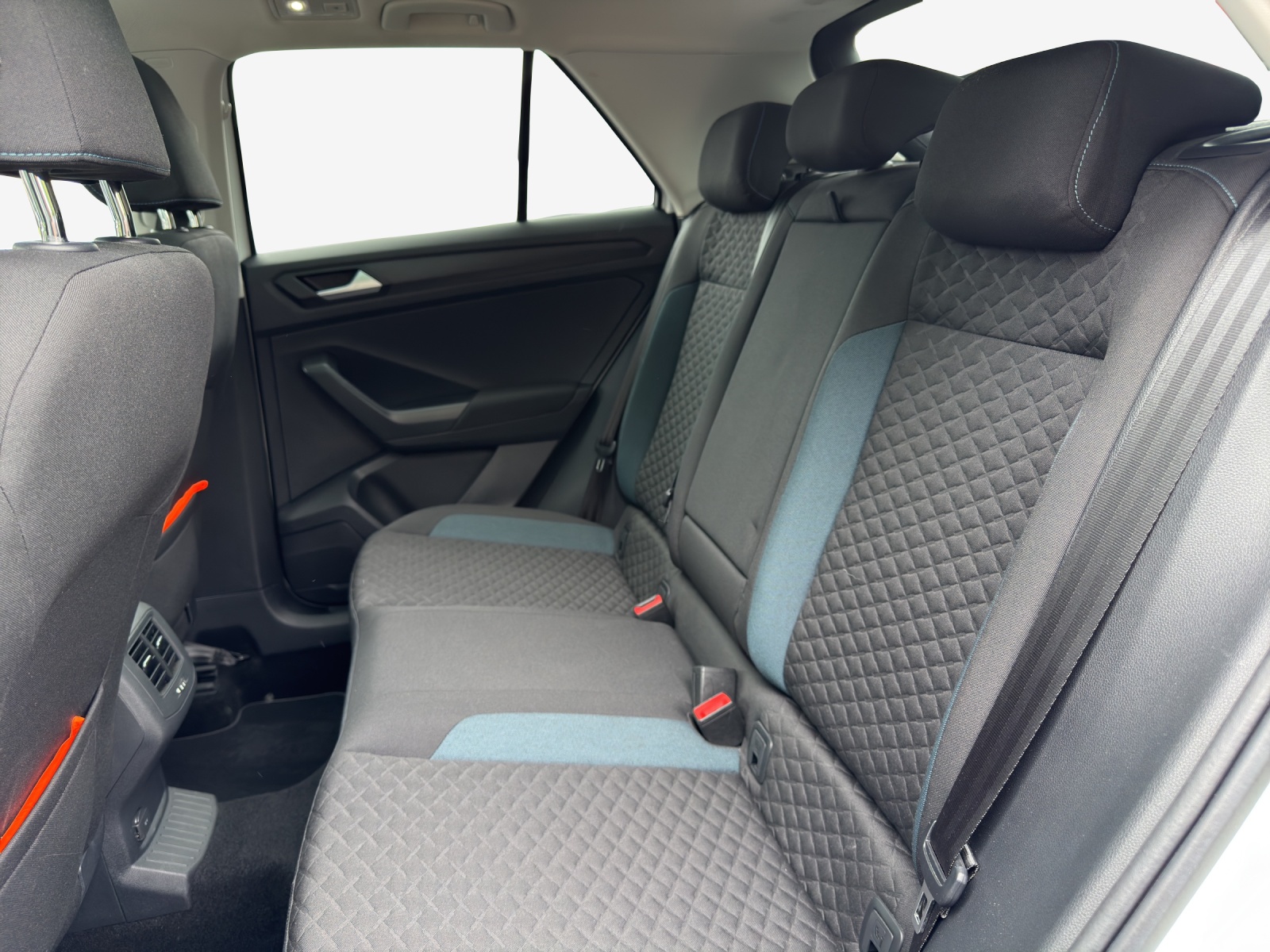 VW T-Roc 2.0 TDI SCR Sport DSG 4Motion-image-11