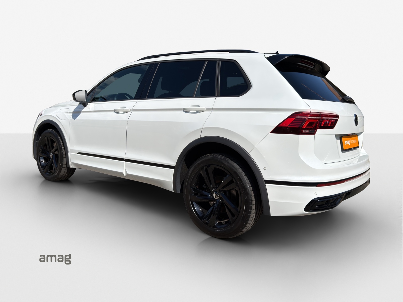 VW Tiguan 1.4TSI PHEV R-Line DSG-image-3
