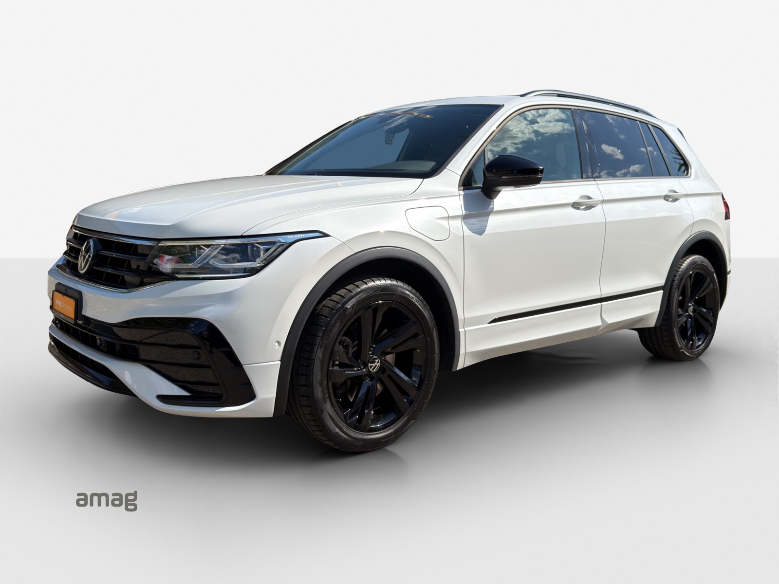 VW Tiguan 1.4TSI PHEV R-Line DSG-image-0