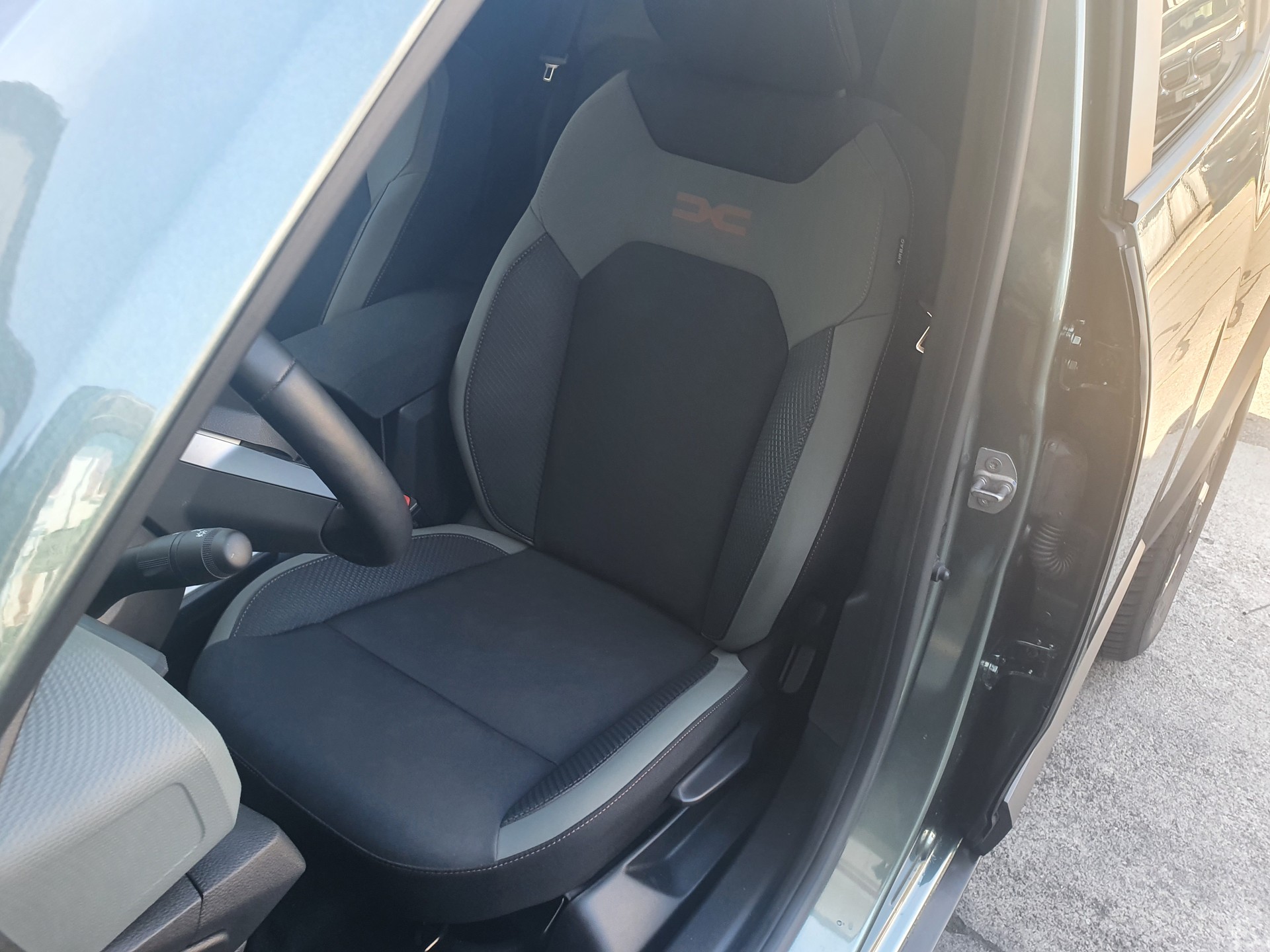 DACIA Duster TCe 130 48V Extreme 4x4-image-5