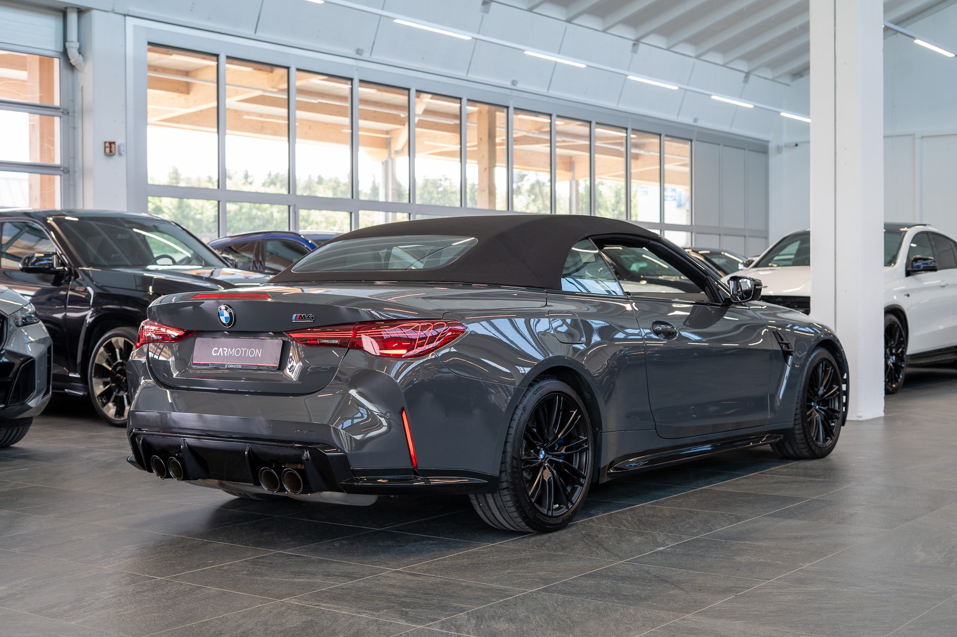 BMW M4 Competition xDrive Cabrio LCI / Head-Up Display / Harman Kardon / 360° Kamera-image-7
