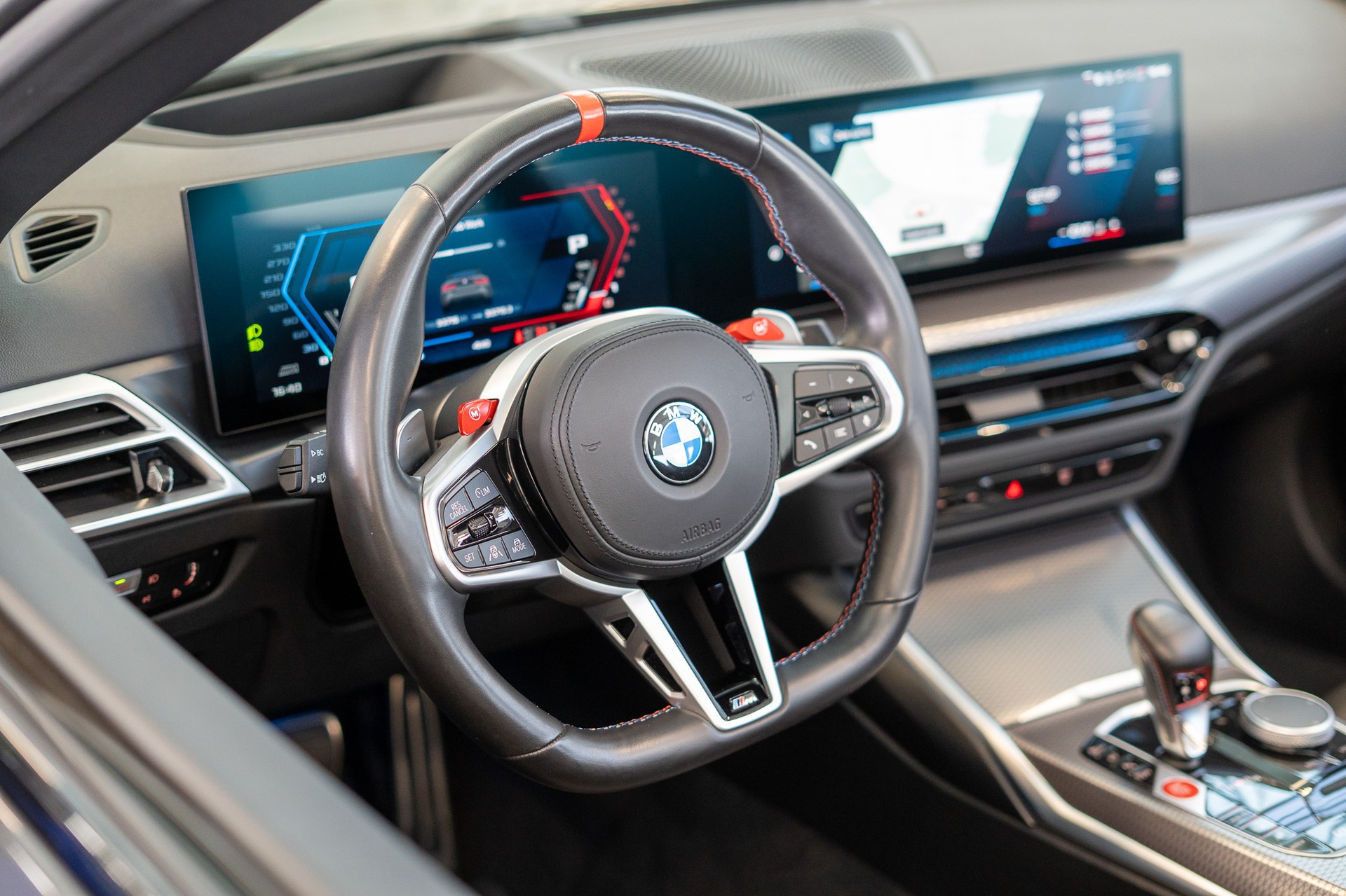 BMW M4 Competition xDrive Cabrio LCI / Head-Up Display / Harman Kardon / 360° Kamera-image-13