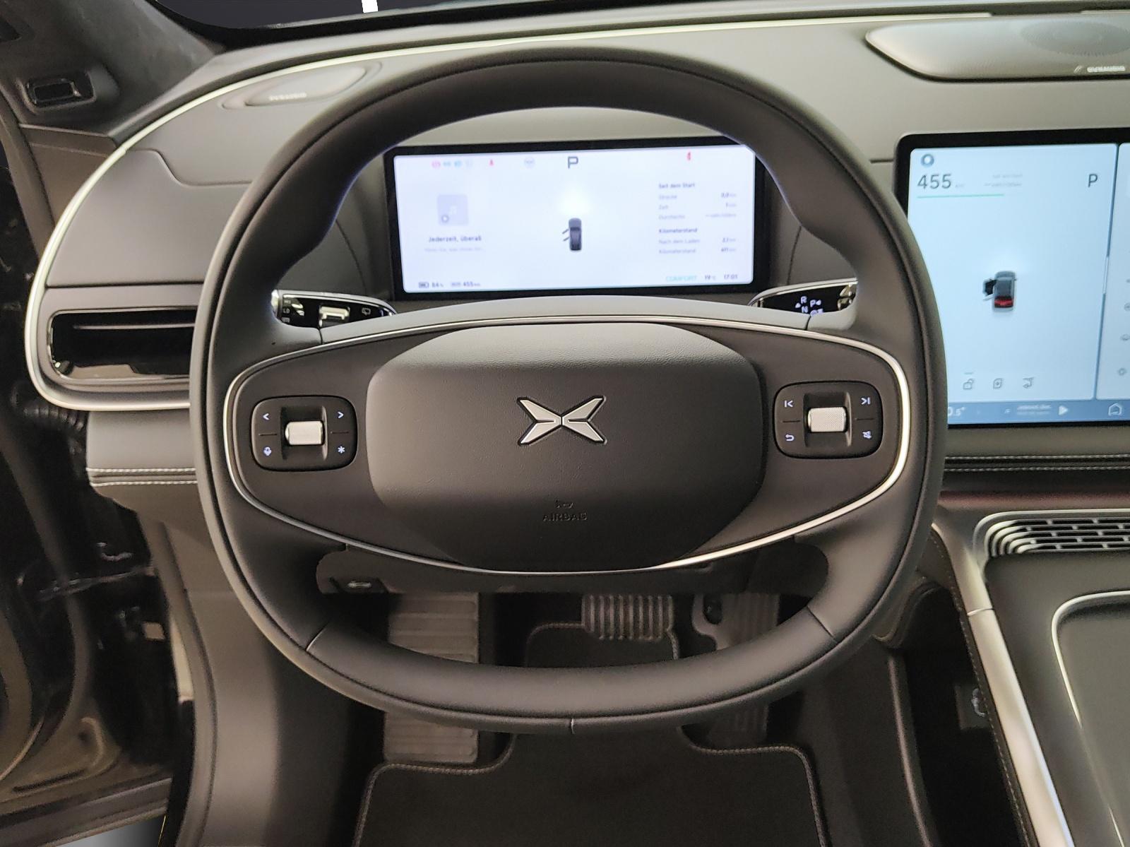 XPENG G9 Performance AWD-image-10